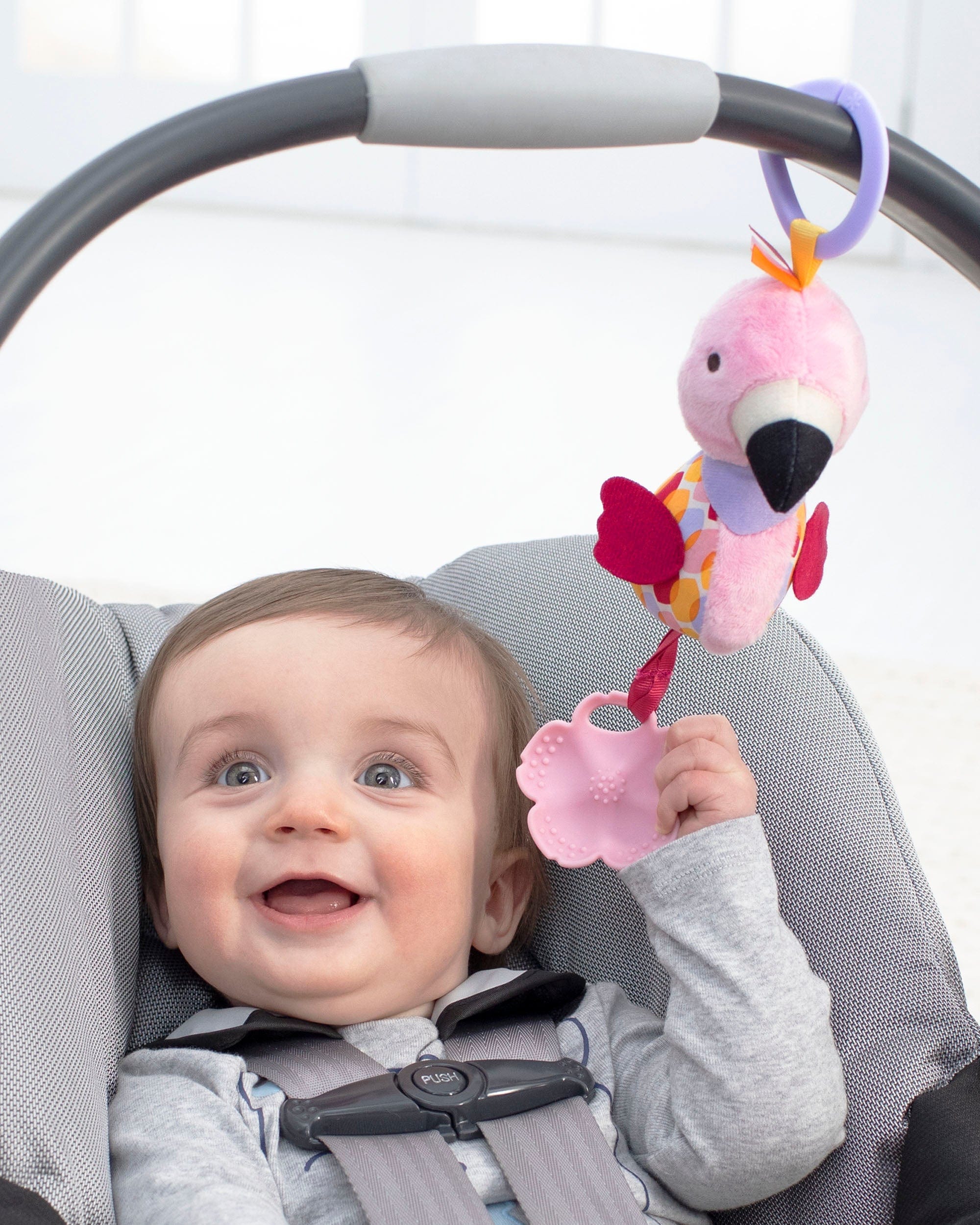 Skip Hop Bandana Buddies Chime Buddies - Soft Baby Teething Toy with Rattle & Textured Chewers - Perfect for Soothing Sore Gums & Sensory Play