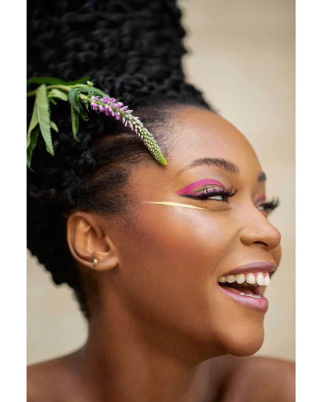 Ashunta Sheriff Beauty Vegan UV Liquid Eyeliner - Waterproof, Smudge-Proof & Long Lasting - Perfect for Parties, Weddings & Everyday Makeup Looks