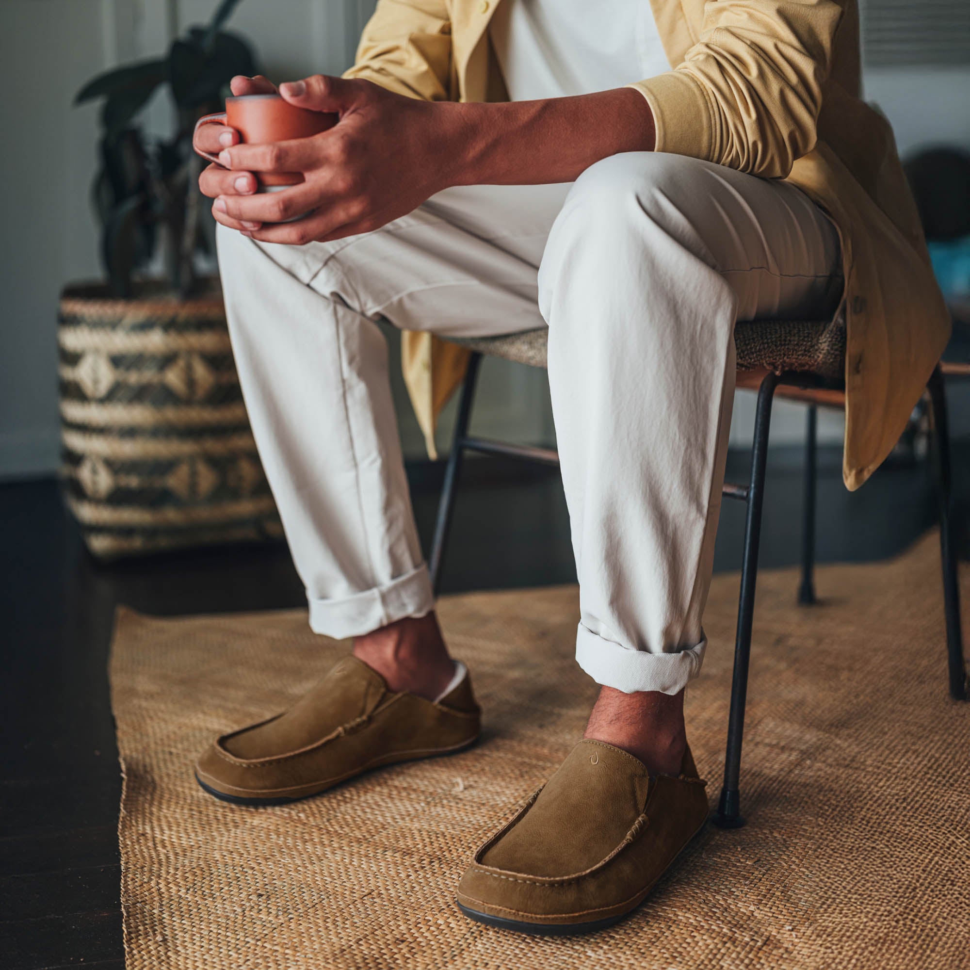 Premium MoloÄ Slippers with Authentic Kona Coffee Scent - Cozy Home & Spa Footwear for Relaxation & Comfort