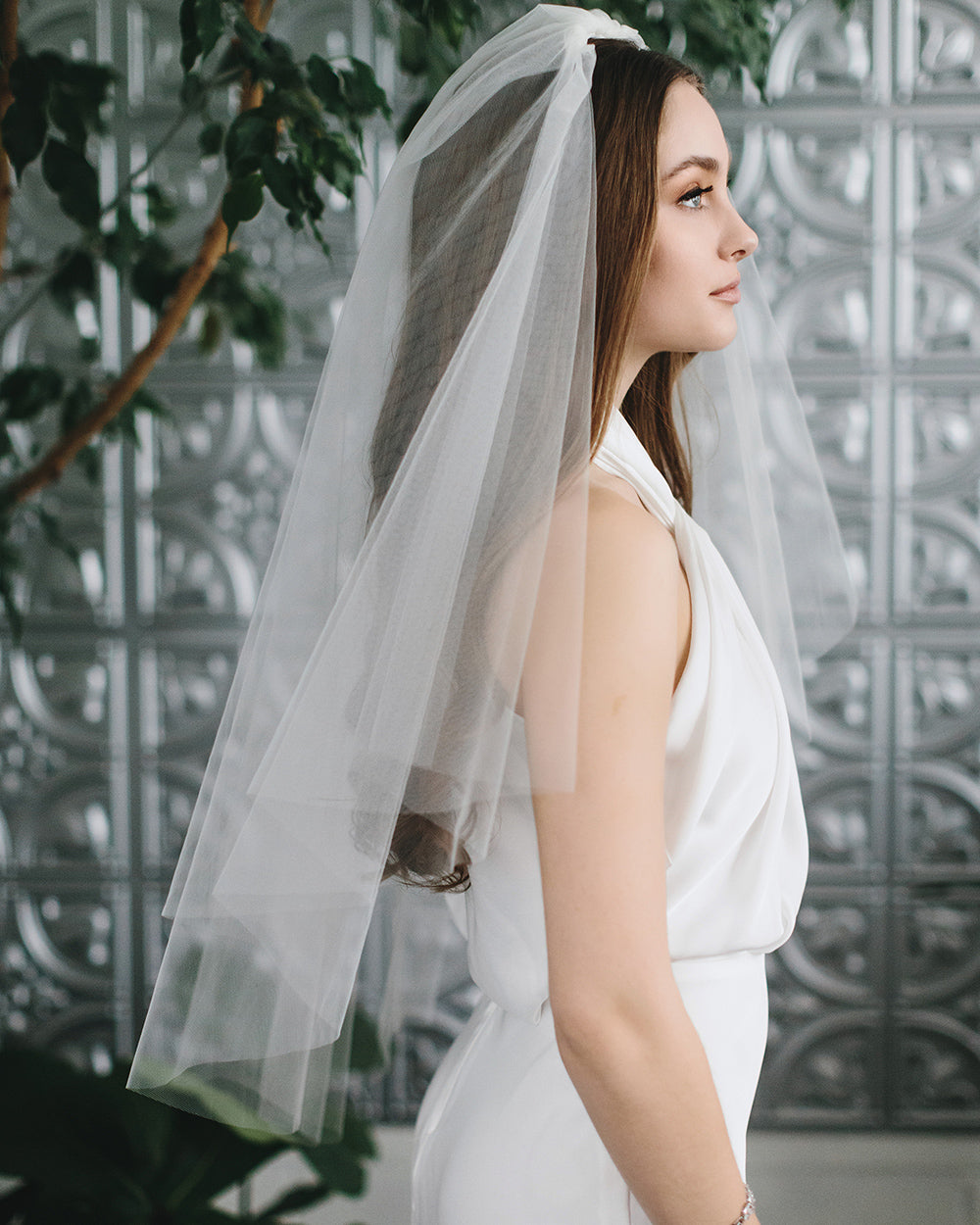 2 Layer Cut Edge Wedding Veil - Elegant Bridal Accessory for Ceremony, Photos & Reception | Perfect for Church, Beach & Outdoor Weddings