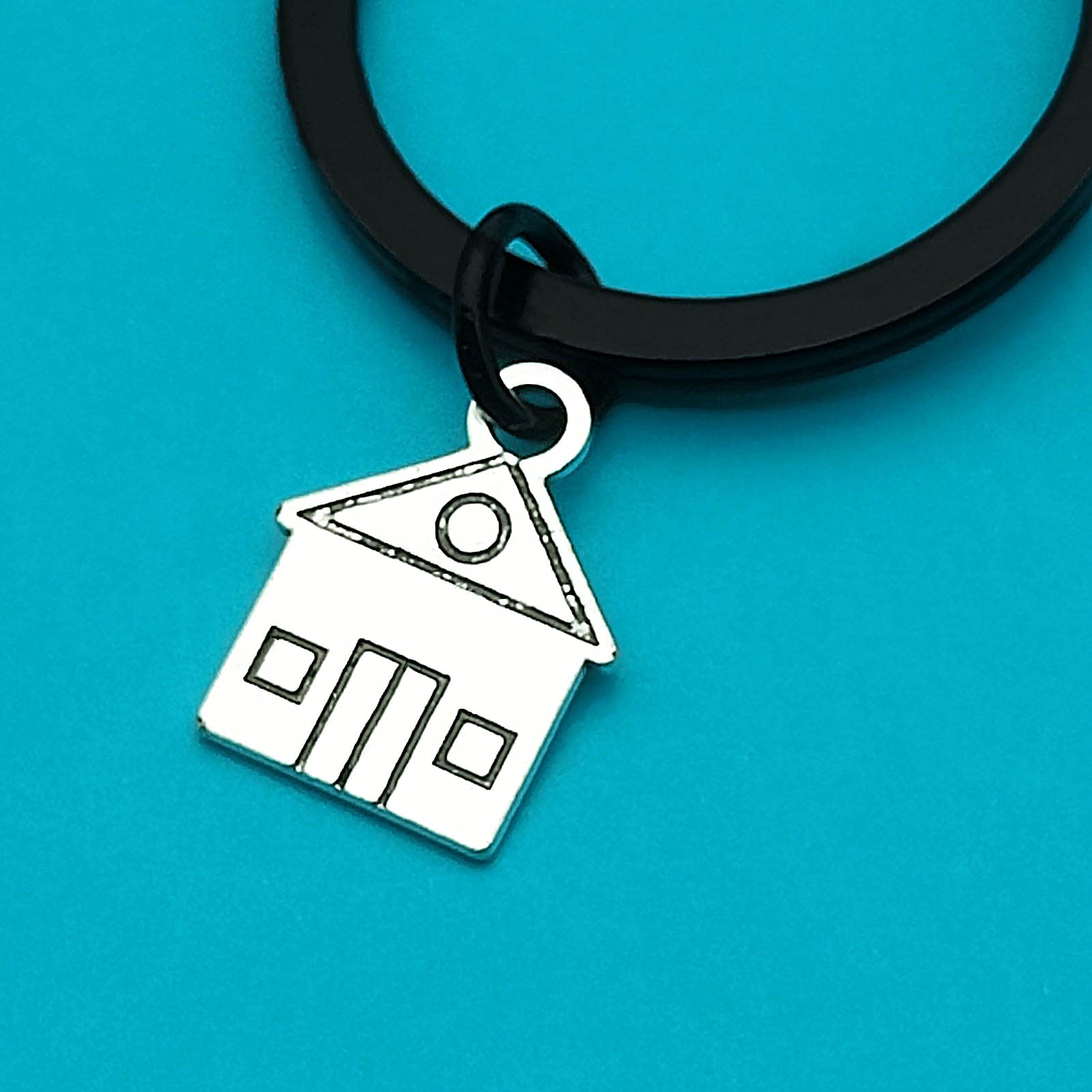 Xiahuyu New Home Keychain - Housewarming Gift for New Homeowners, First Home & Moving In Present - Perfect for House Keys, Welcome Gifts & New Home Decor