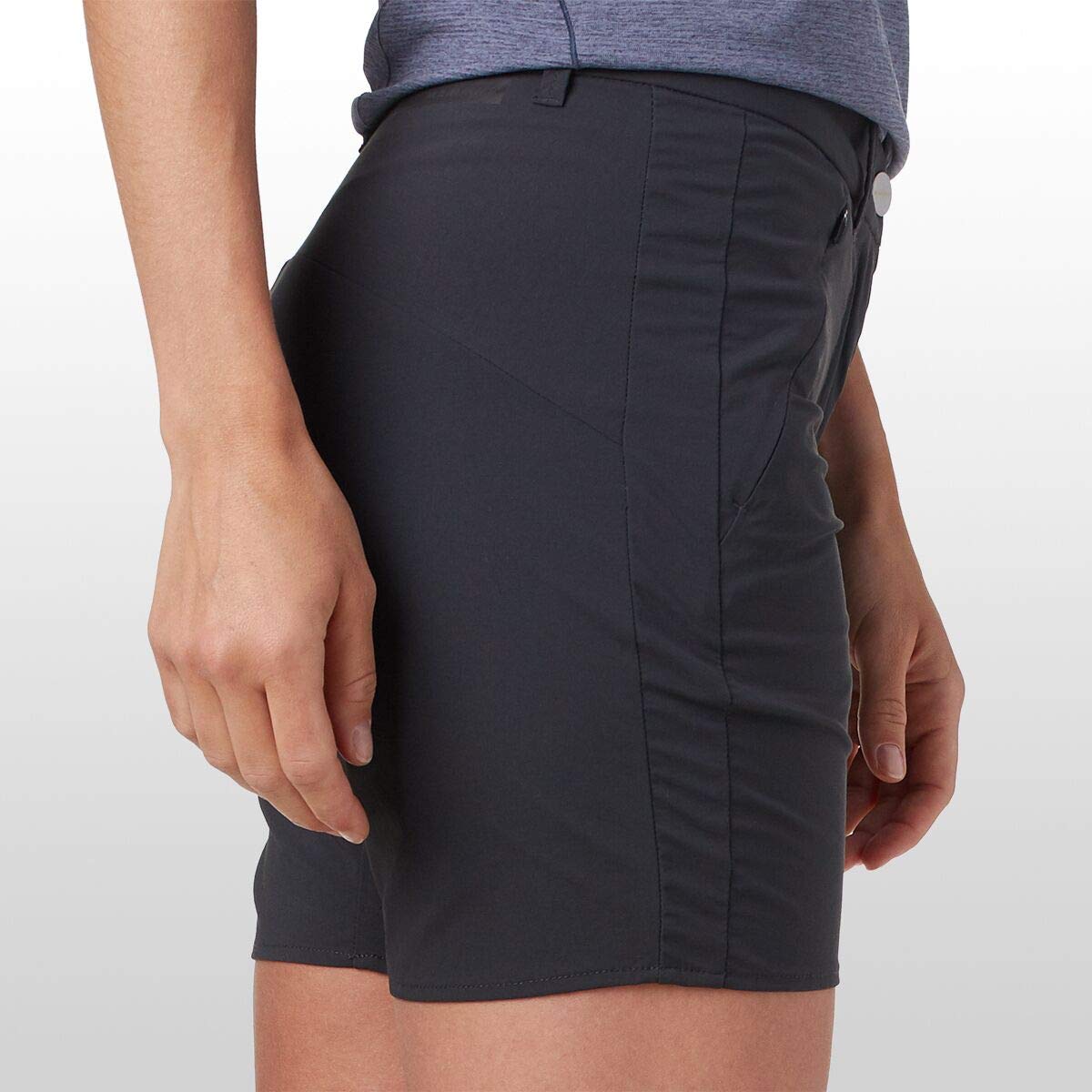 **Mammut Women's Hiking Shorts - Lightweight, Quick-Dry & Breathable for Outdoor Adventures & Trail Running**