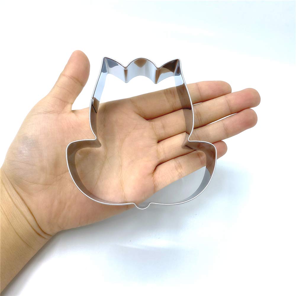 LILIAO Stainless Steel Tulip Flower Cookie Cutter - 3.4 x 3.7 Inches - Durable Baking Tool for Cookies, Pastries, Fondant - Perfect for DIY Baking, Wedding, Birthday Party Decorations
