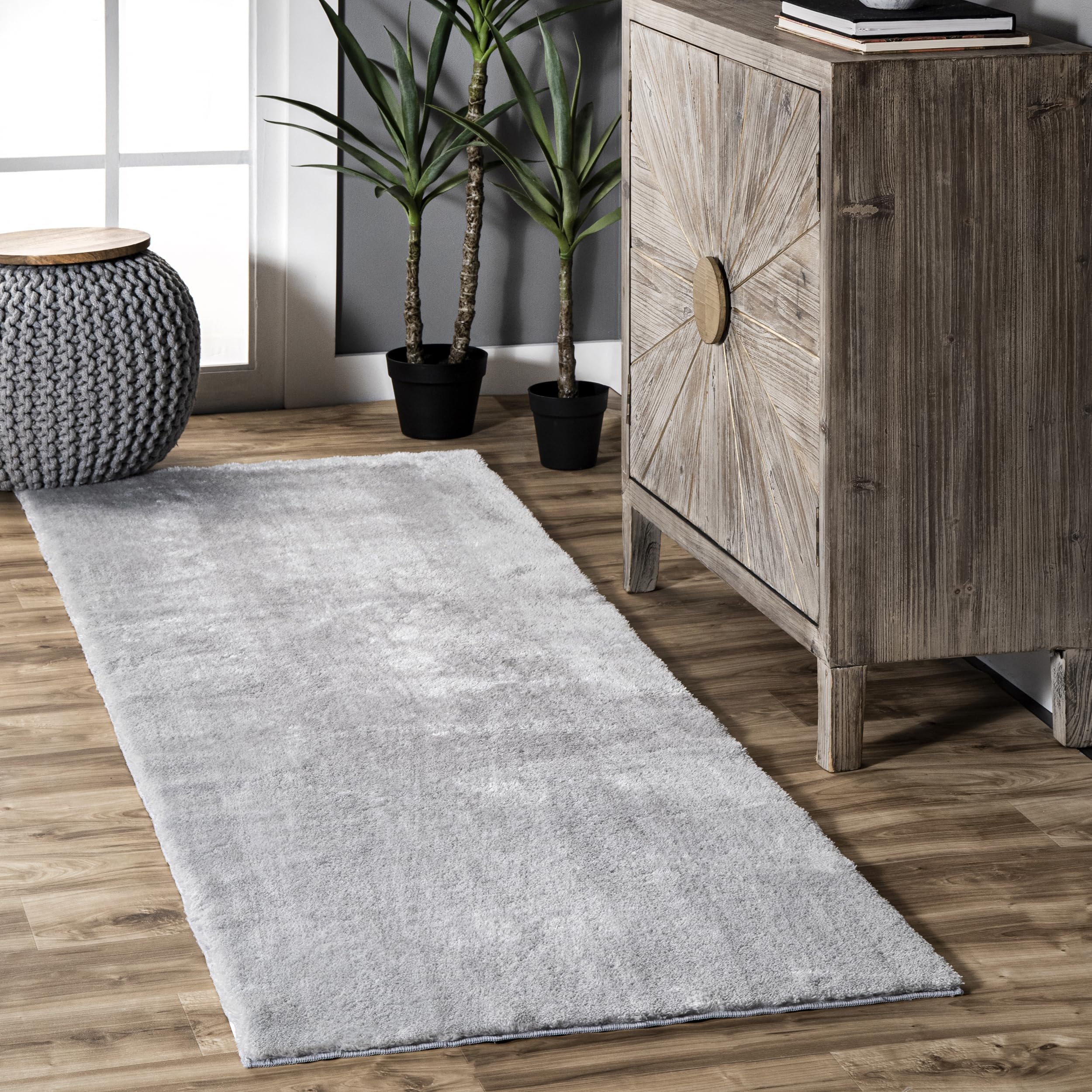 nuLOOM 2' x 10' Cozy Plush SuperiorWash Area Rug - Machine Washable, Non-Slip, Soft Fluffy Shag Carpet for Living Room, Bedroom, Kids Room & Nursery - Home Decor in Loni Light Grey | Perfect for Cozy Spaces, Family Gatherings & Stylish Home Makeovers