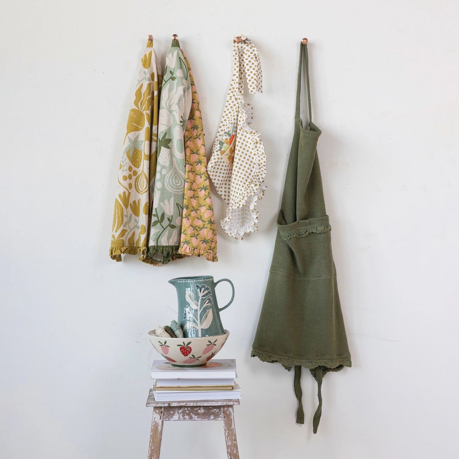 Premium Cotton Fruit Bowl Half Apron for Cooking, Baking & Kitchen Work - Adjustable Waist & Pockets - Perfect for Chefs, Gardeners & DIY Enthusiasts
