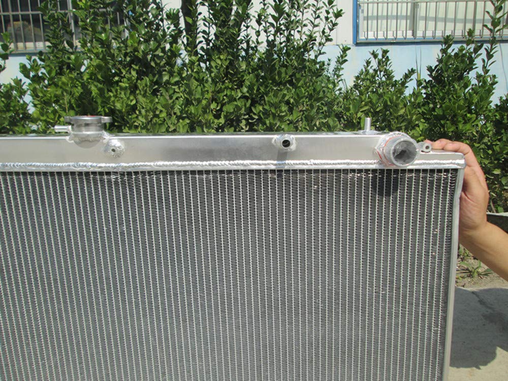 High Performance 3-Row Aluminum Radiator with Cooling Fans for Nissan Safari Patrol Y61 GU 2.8/3.0 TDI (RD28/ZD30/TD42 4.2L) - Perfect for Off-Road Adventures & Heavy-Duty Towing