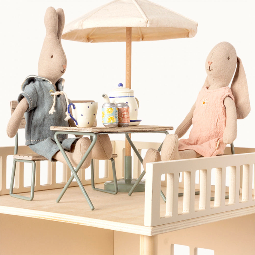 Maigleg Miniature Garden Furniture Set - Tiny Wooden Outdoor Chairs & Table for Dollhouse, Fairy Garden, or Terrarium Decor - Perfect for Kids Play & DIY Miniature Landscapes