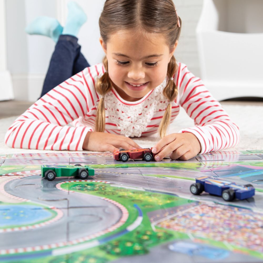 Peaceable Kingdom Puzzle & Play Race Day - Fun Kids Educational Puzzle Game for Family Game Night & Learning Activities