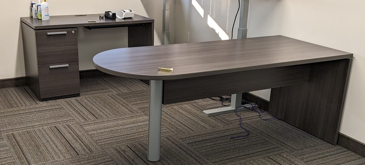 Refurbished Teknion Office Desk - Ergonomic Workspace Solution for Home & Business Use