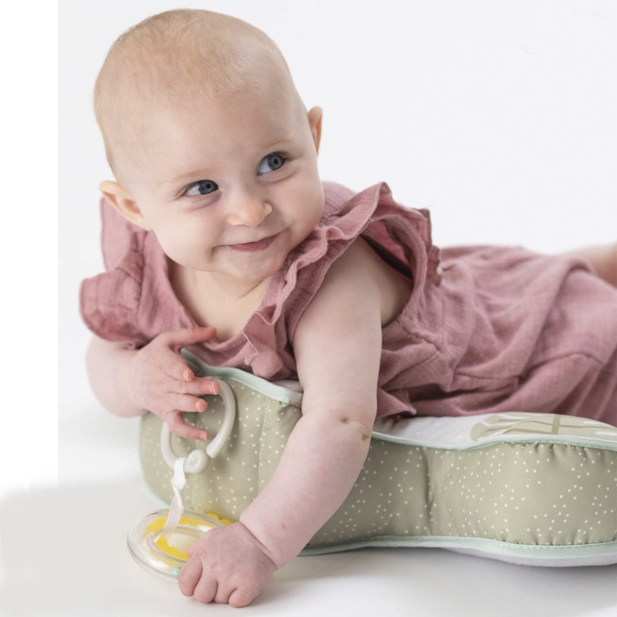 Taf Toys Tummy Time Cushion with Detachable Toys - Newborn Developmental Support for 0-6 Months | Strengthens Crawling Muscles | Montessori Sensory Toy for Infants & Toddlers | Perfect for Playtime, Floor Activities & Early Learning