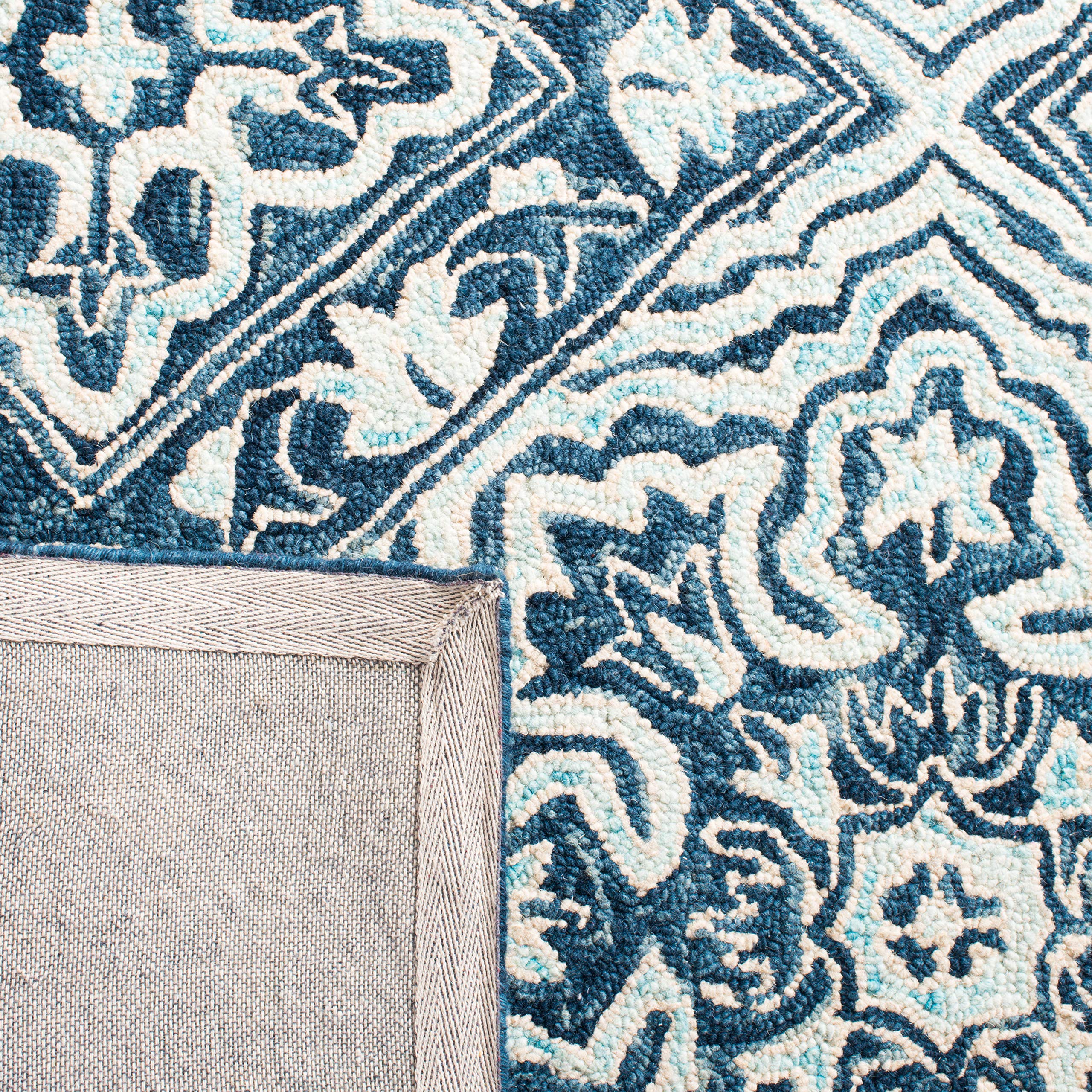 SAFAVIEH Trace Collection Handmade Wool Area Rug - 5' x 8' Navy & Light Blue, Non-Slip Living Room Rug, Bedroom Carpet for High Traffic Areas, Boho Chic Home Decor (TRC507N) - Perfect for Cozy Living Spaces & Guest Rooms