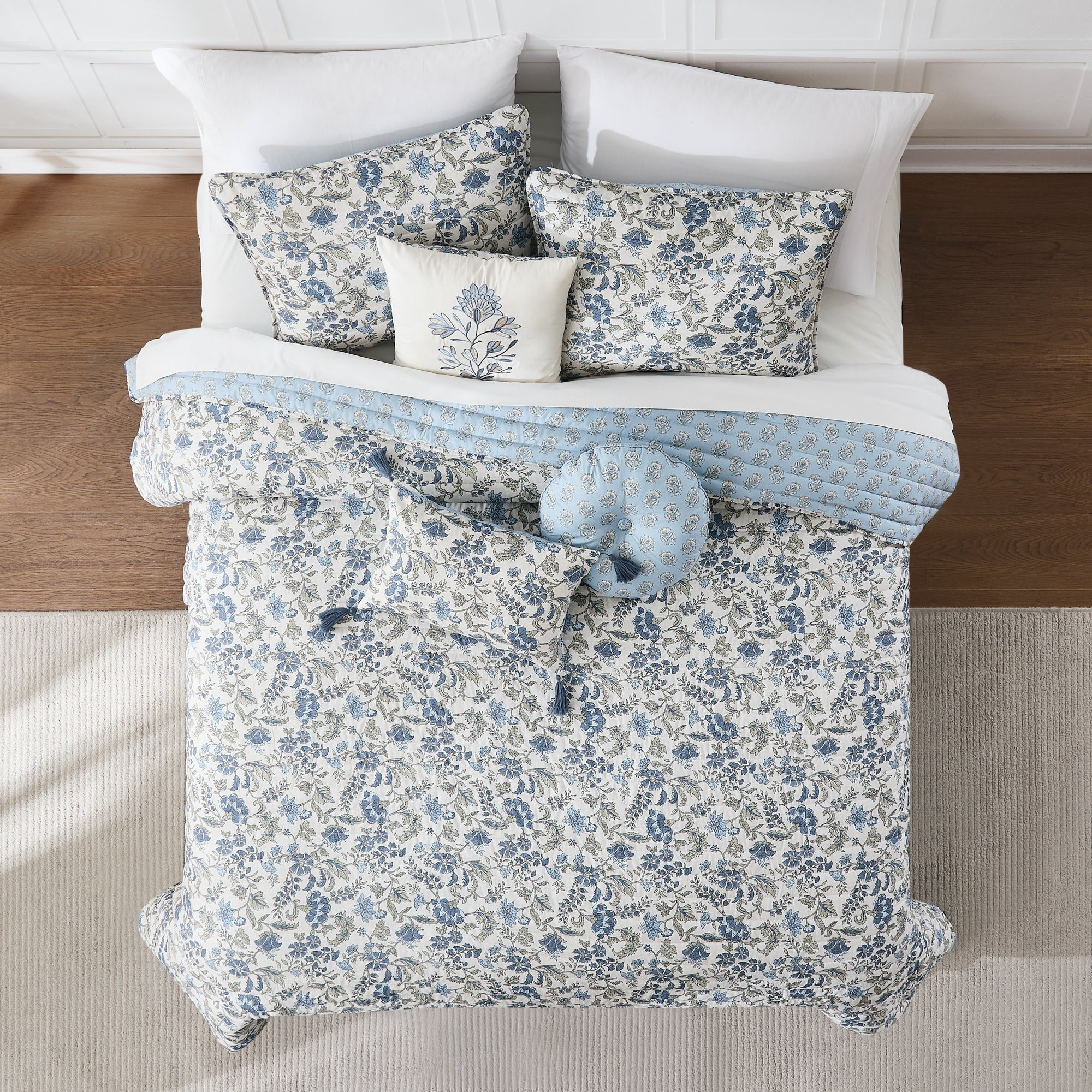 Lillian Block Print Reversible Quilt 6-Piece Set | Cotton Bedding Collection | Perfect for Master Bedroom, Guest Room & Cozy Home Decor