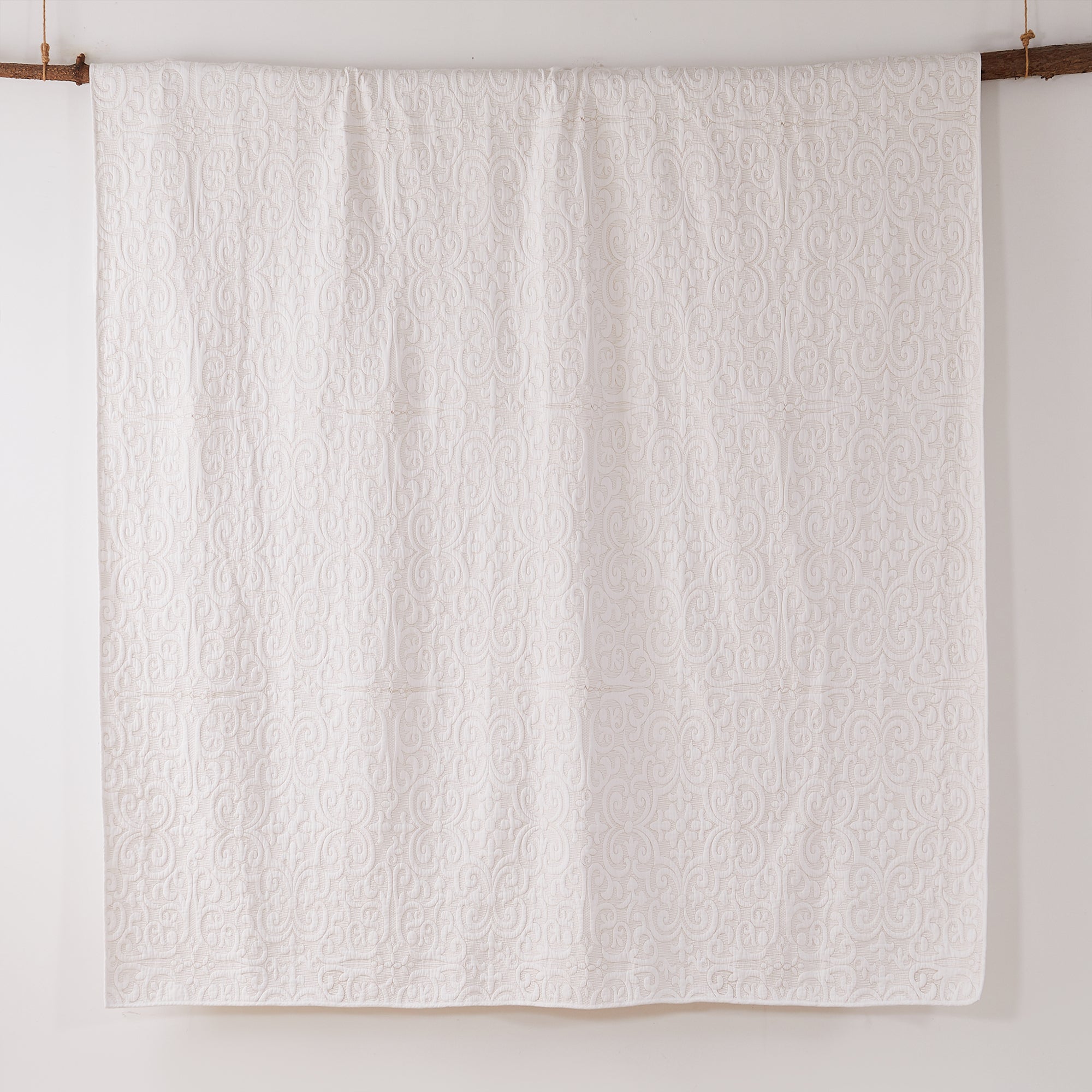 Sherbourne Stitch Quilt - Soft & Cozy Bedspread for All Seasons | Perfect for Bedroom, Guest Room, or Dorm Decor | Machine Washable & Wrinkle-Resistant