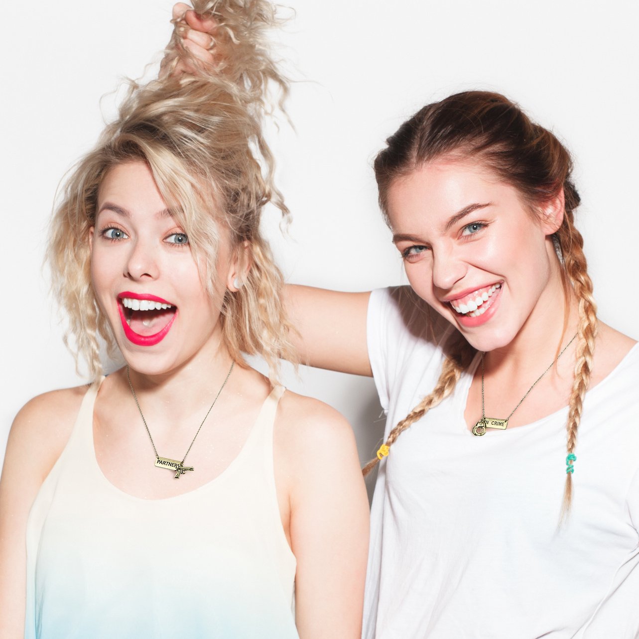 Best Friends Forever Matching Necklace Set - Handcuff BFF Jewelry for Couples & Besties