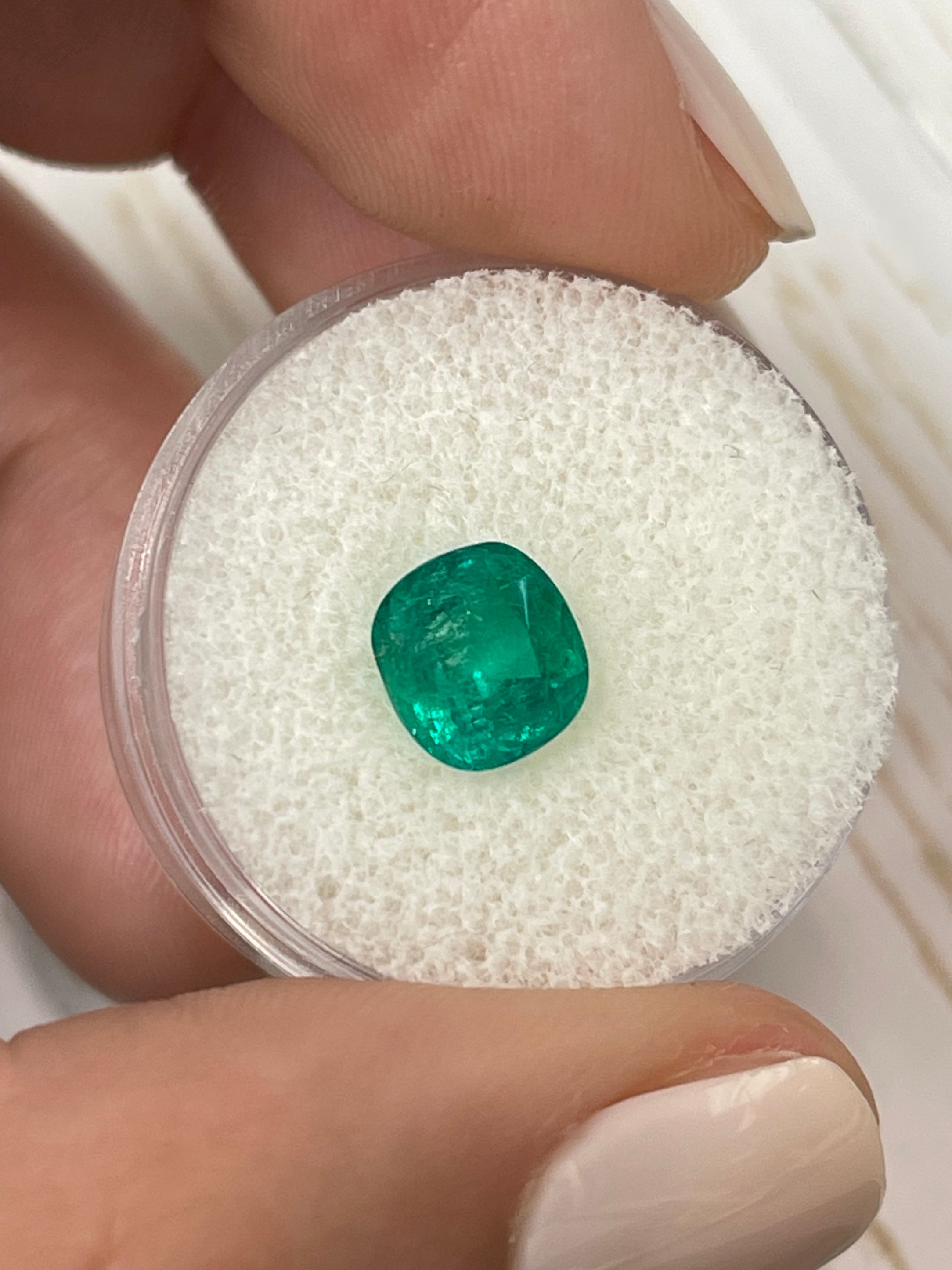 1.81 Carat Intense Green Natural Colombian Loose Emerald Gemstone - Cushion Cut for Jewelry Making, Engagement Rings & Luxury Gifts