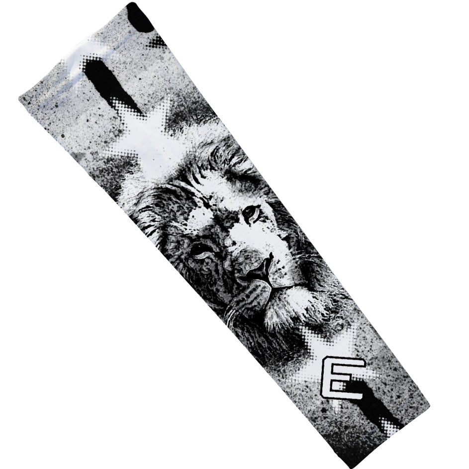 Lion Arm Sleeve for Men & Women - Compression Arm Sleeves for Sports, Basketball, Running & Gym Workouts - UV Protection & Breathable Design