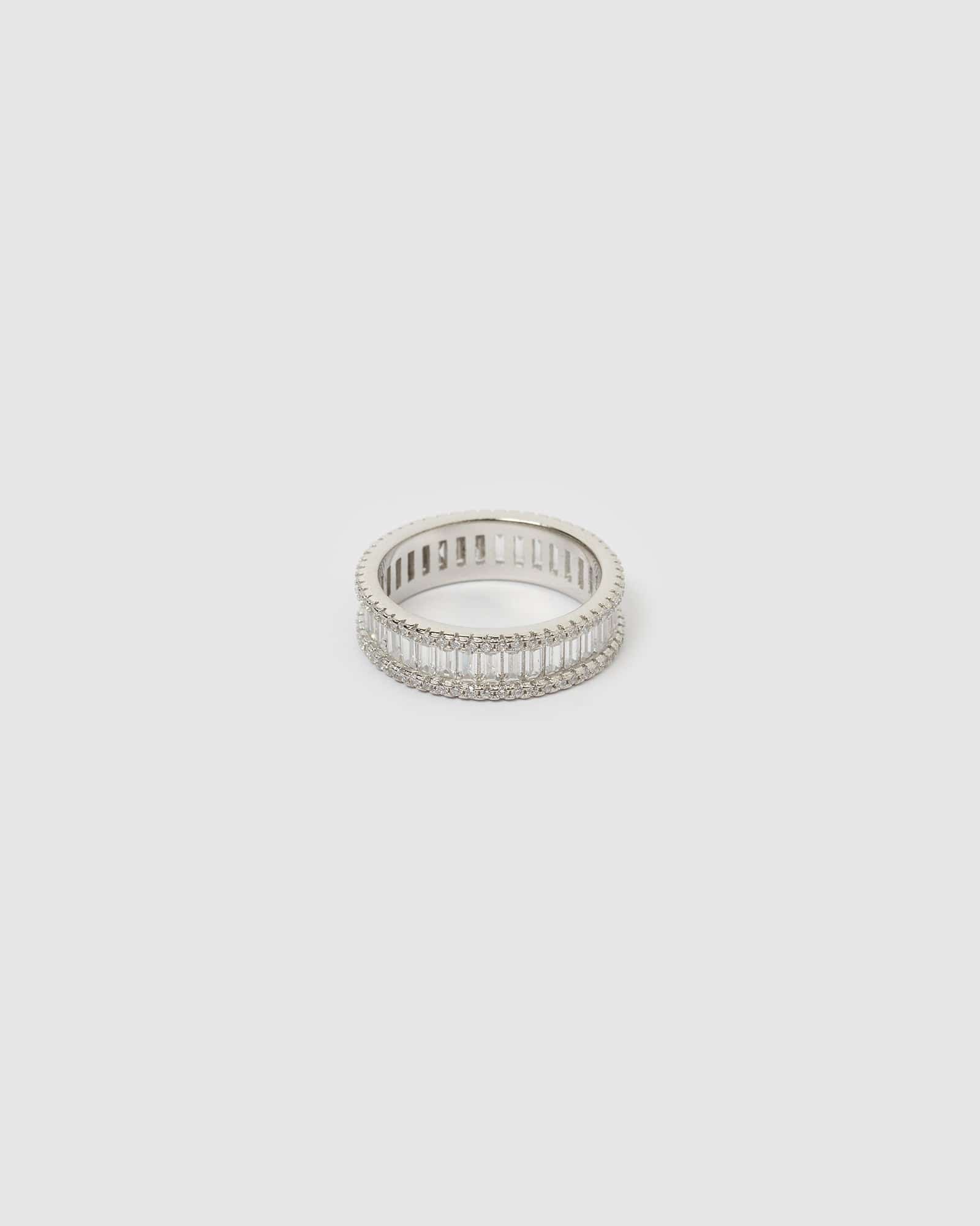 Izoa Hallie Silver Ring for Women - Elegant Minimalist Jewelry for Everyday Wear, Parties & Special Occasions