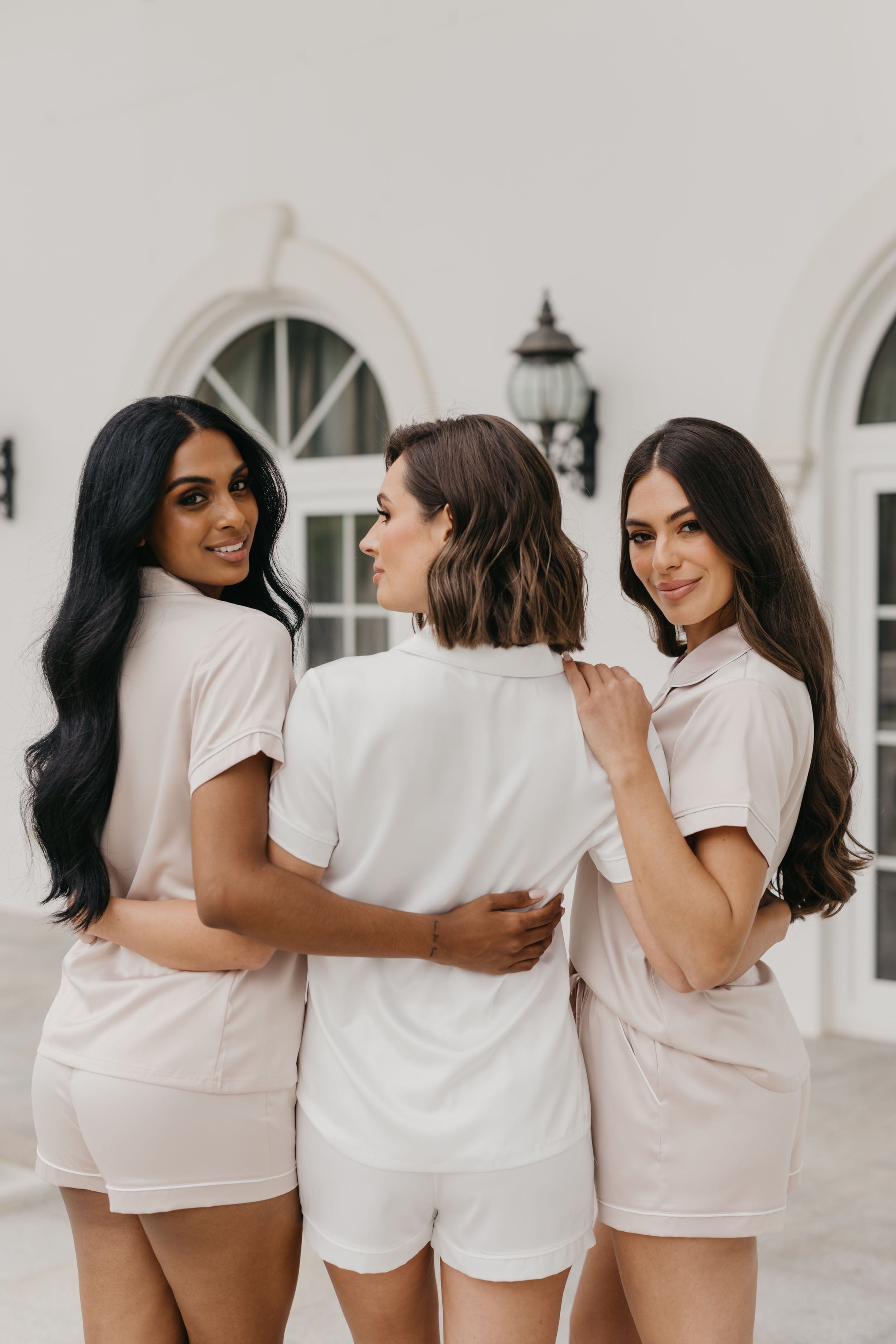 Macie Satin Sleep Set - Soft & Luxurious Pajama Set for Women, Comfortable Sleepwear for Nighttime & Lounging - Perfect for Gift, Relaxation & Self-Care Moments