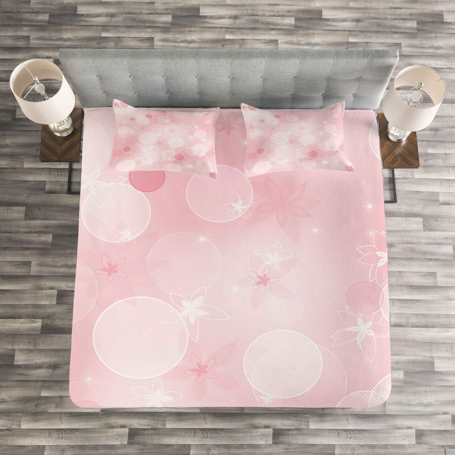 Ambesonne King Size Pale Pink Floral Bedspread Set with Bubbles Design - 3 Piece Bedding Coverlet & 2 Pillow Shams for Romantic Bedroom Decor | Perfect for Master Bedrooms, Guest Rooms & Cozy Home Styling