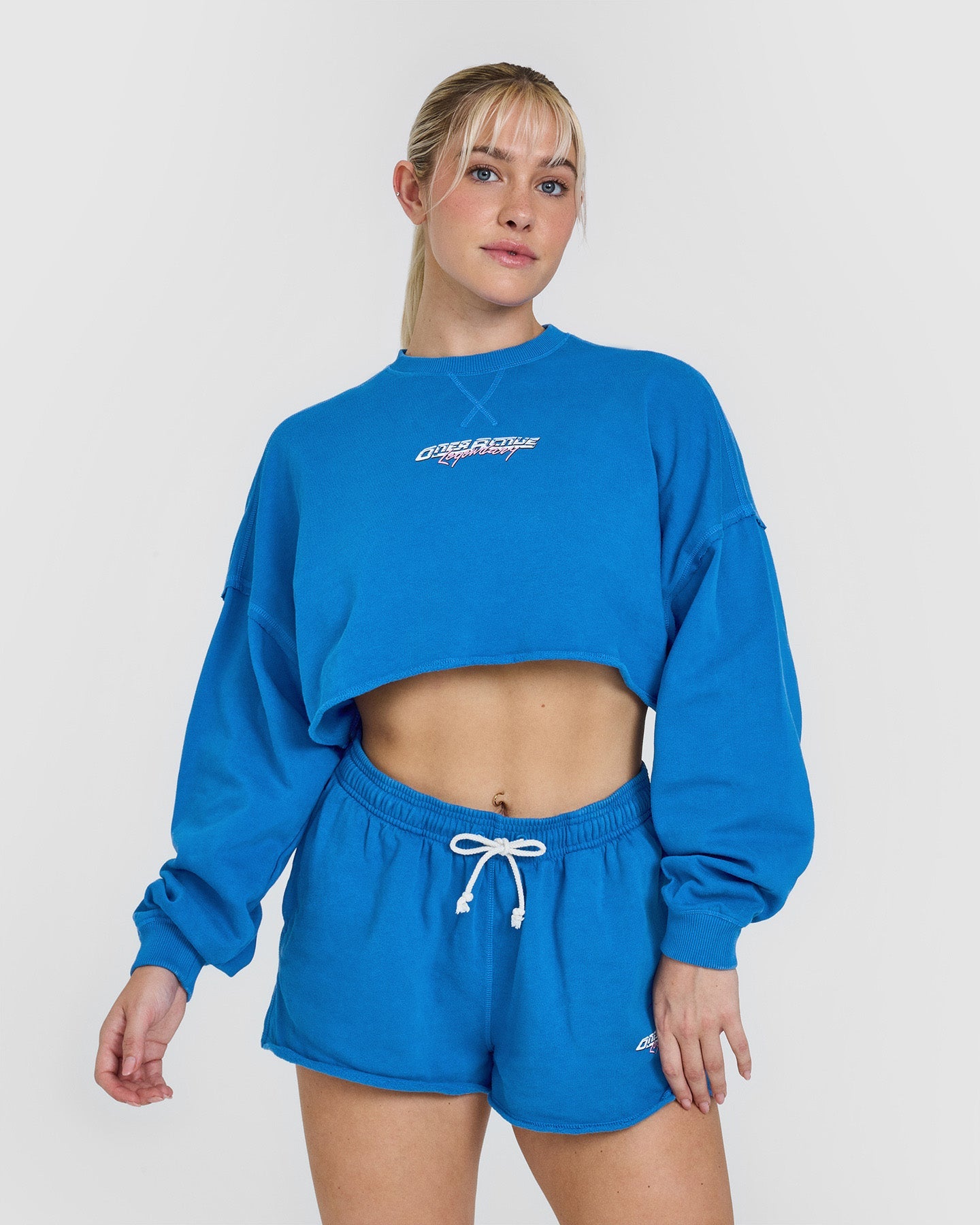 Vintage Blue Graphic Lounge Crop Sweatshirt for Women - Soft Comfortable Pullover for Casual Wear, Street Style & Relaxing at Home