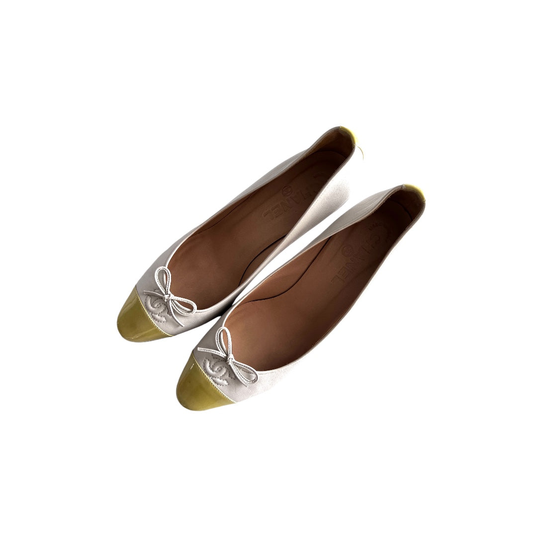 Chanel Black Leather Ballet Heels Size 8C - Women's Luxury Pointed Toe Pumps for Evening Wear & Special Occasions