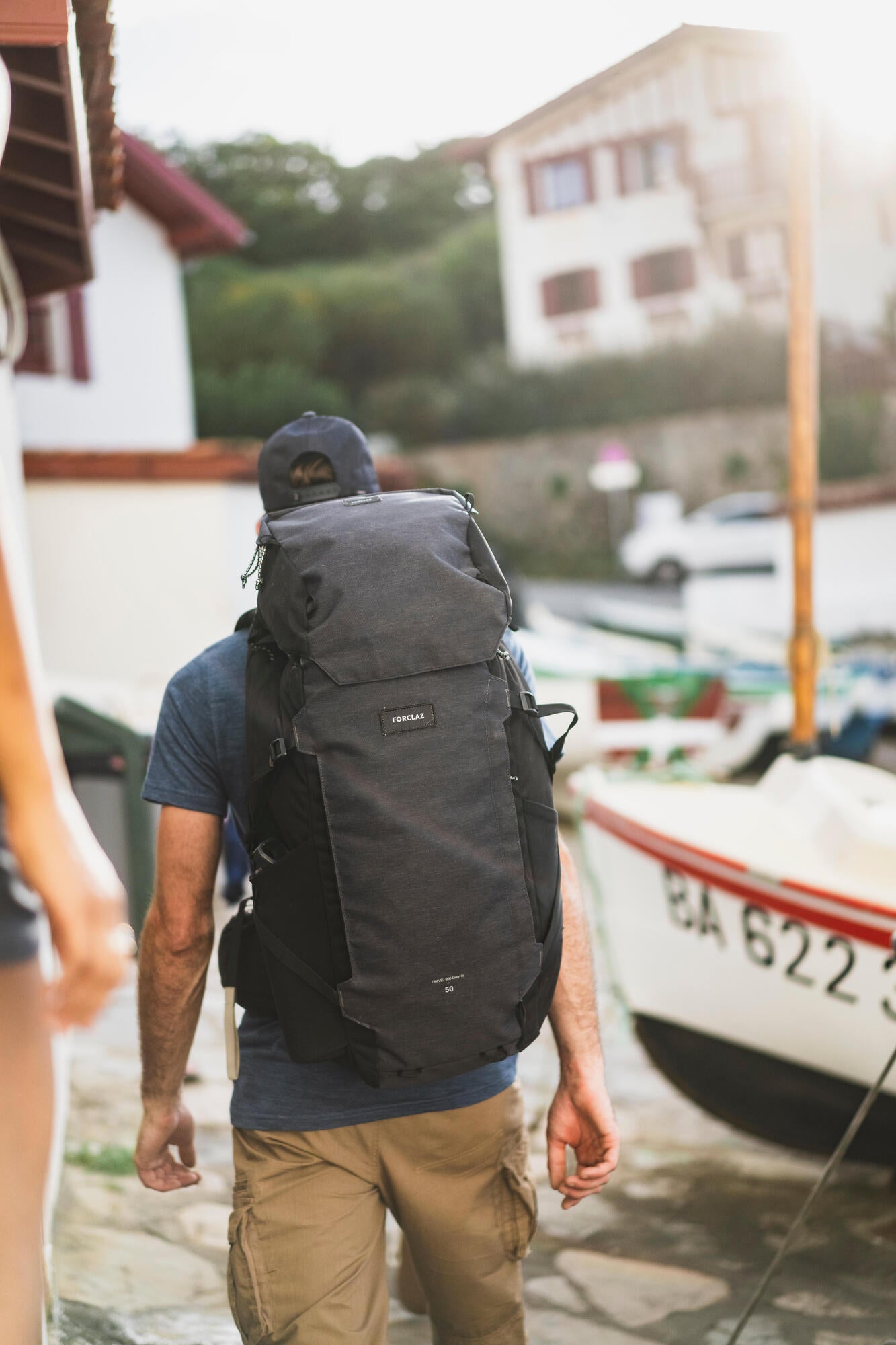Forclaz Men's Travel 900 50+6L Lightweight Hiking Backpack - Durable Water-Resistant Trekking Pack for Outdoor Adventures & Camping Trips