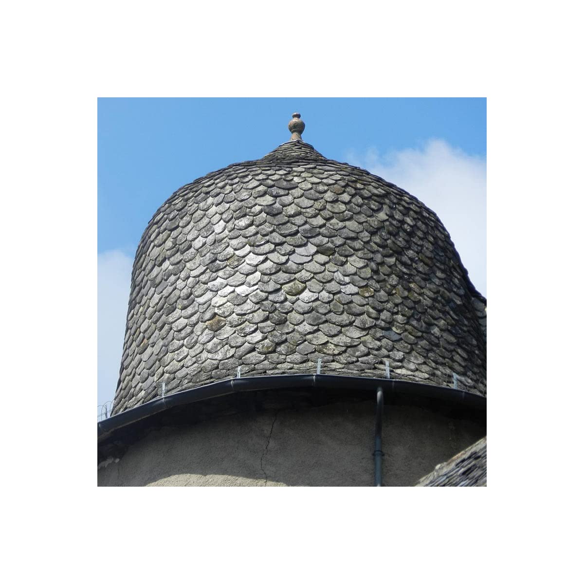 Colorless Waterproof Slate Roof Sealer - IMPERTOITURE PIZARRA - 0.75 L (Covers Up to 3.75m²) by ARCANE INDUSTRIES - Ideal for Roof Protection & Leak Prevention in Homes, Barns & Outdoor Structures