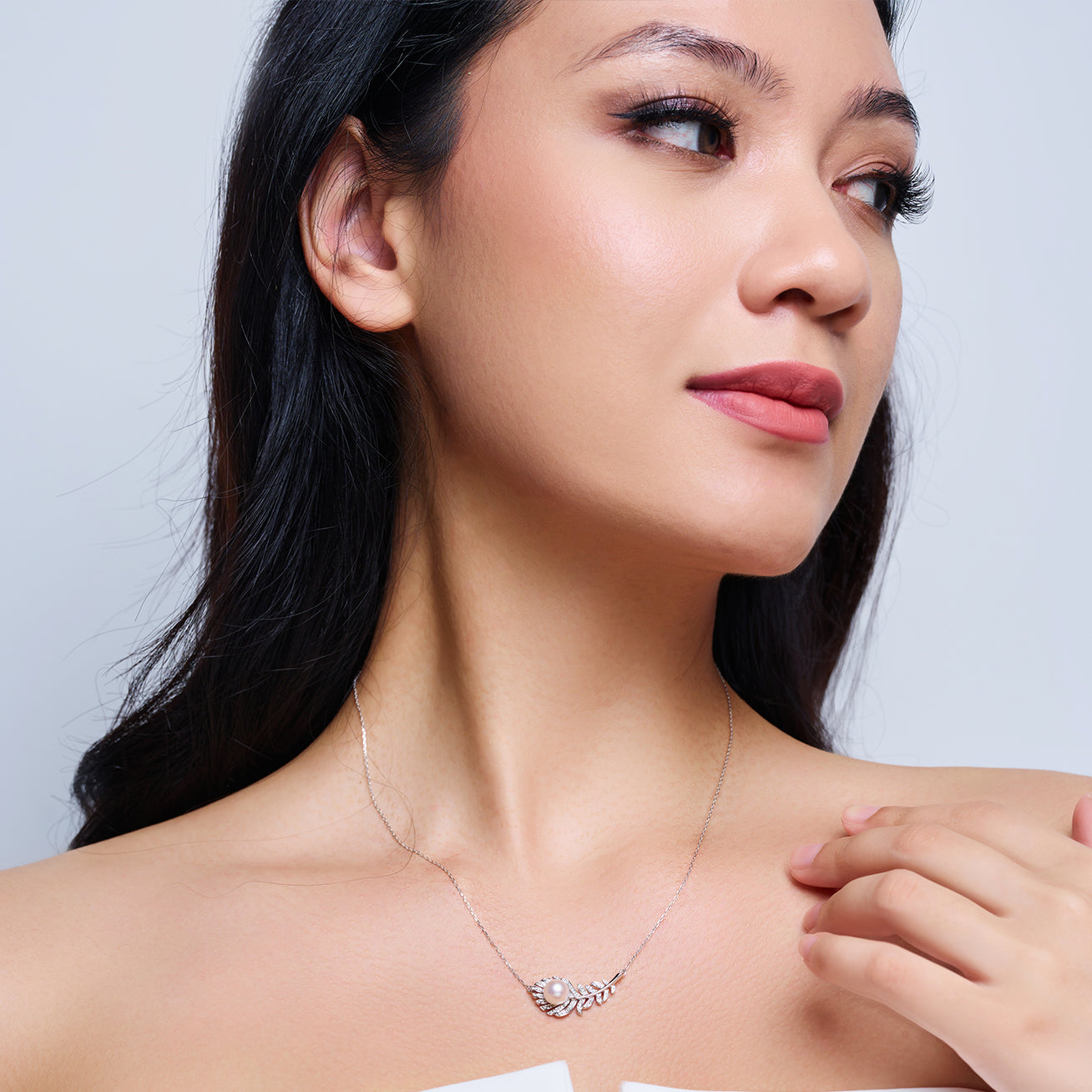 18k Solid Gold Akoya Pearl Necklace for Women - Classic Elegant Jewelry Gift for Wedding, Anniversary & Special Occasions | PHOENIX KN00257