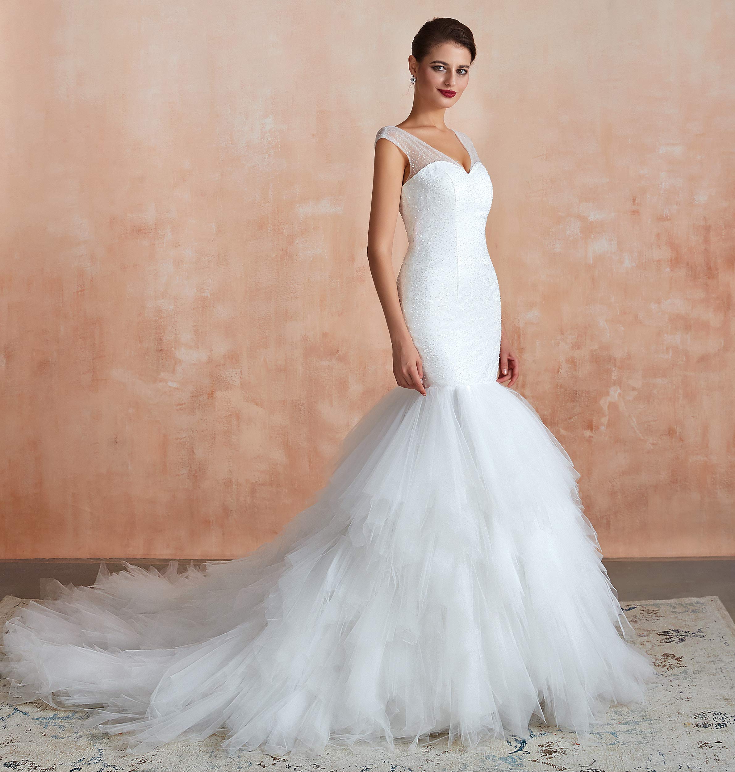 Elegant White V-Neck Sequined Lace-Up Mermaid Wedding Dress for Women - Size US6 | Perfect for Bridal, Prom, Evening Gala & Formal Occasions