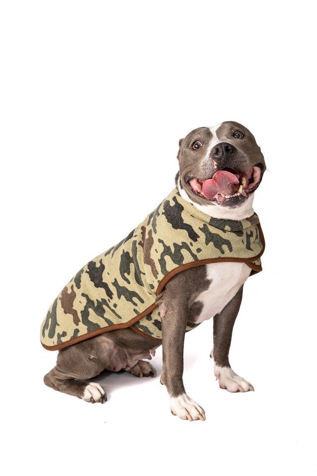 Men's Camo Jacket - Waterproof Hunting Coat with Hood for Outdoor Adventures & Winter Camping