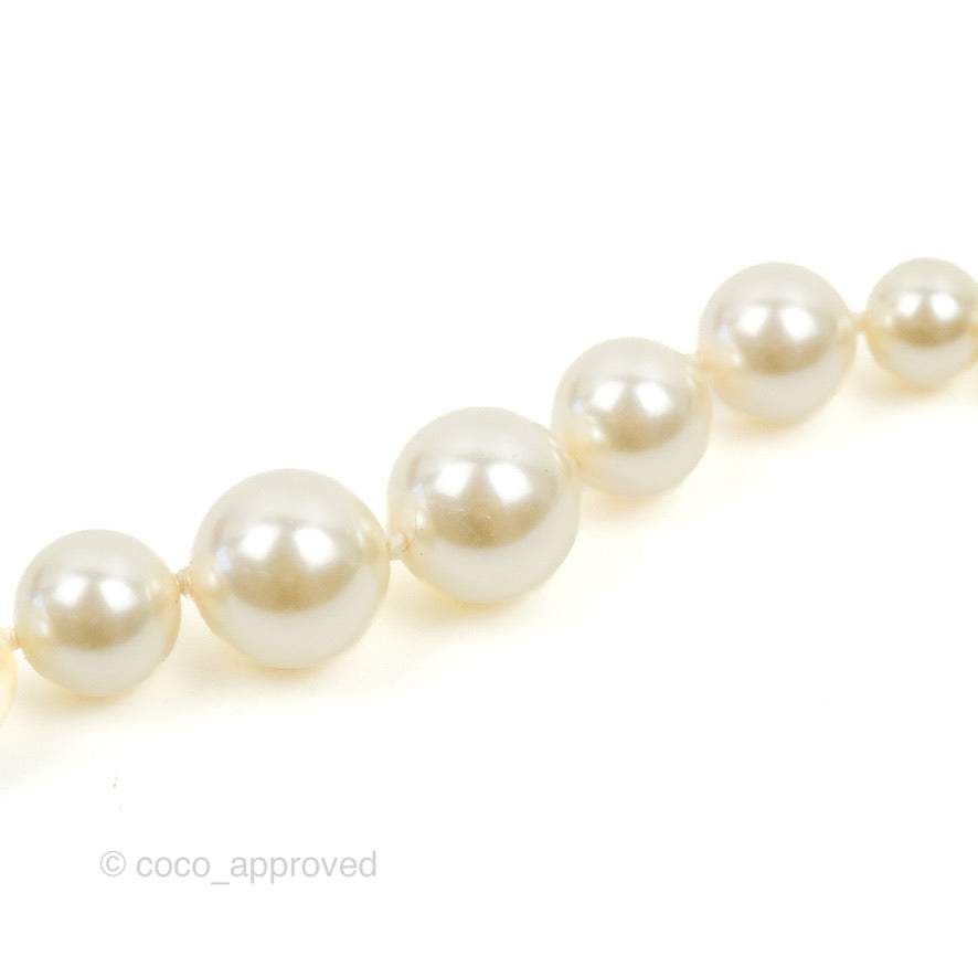 Chanel CC Crystal Pendant Pearl Bracelet in Gold Tone 17V - Elegant Jewelry for Women, Perfect for Parties, Weddings & Special Occasions