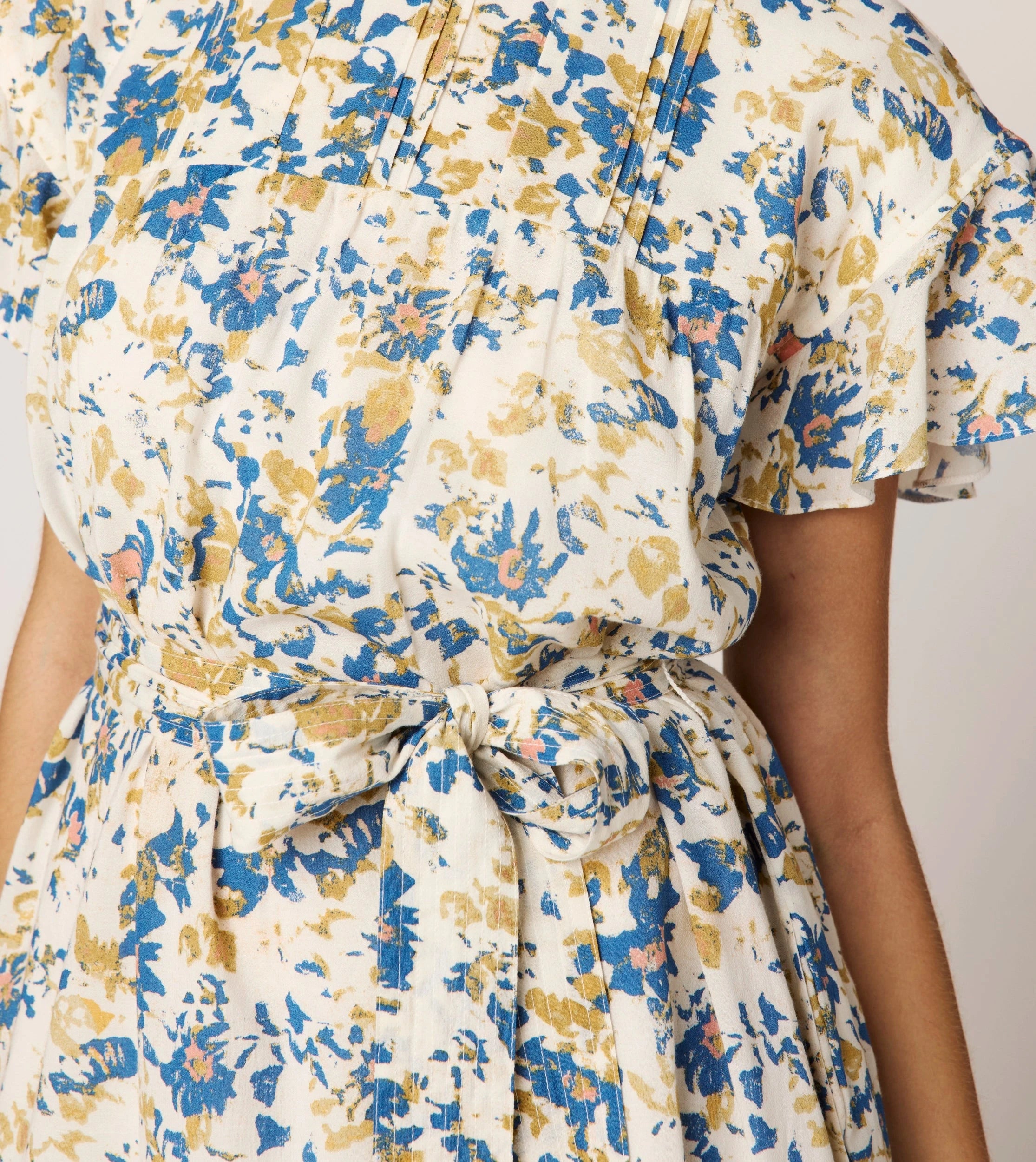 Lynn Mini Dress with Carina Print - Floral Summer Dress for Women, Casual & Party Wear, Perfect for Dates, Vacations & Night Out