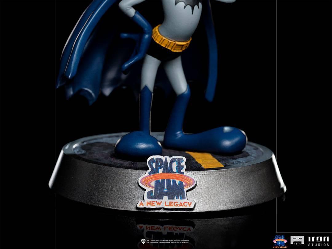 Iron Studios Space Jam: A New Legacy Bugs Bunny Batman BDS Art Scale 1/10 Statue - Collectible Figure for Movie Fans & DC Comics Display