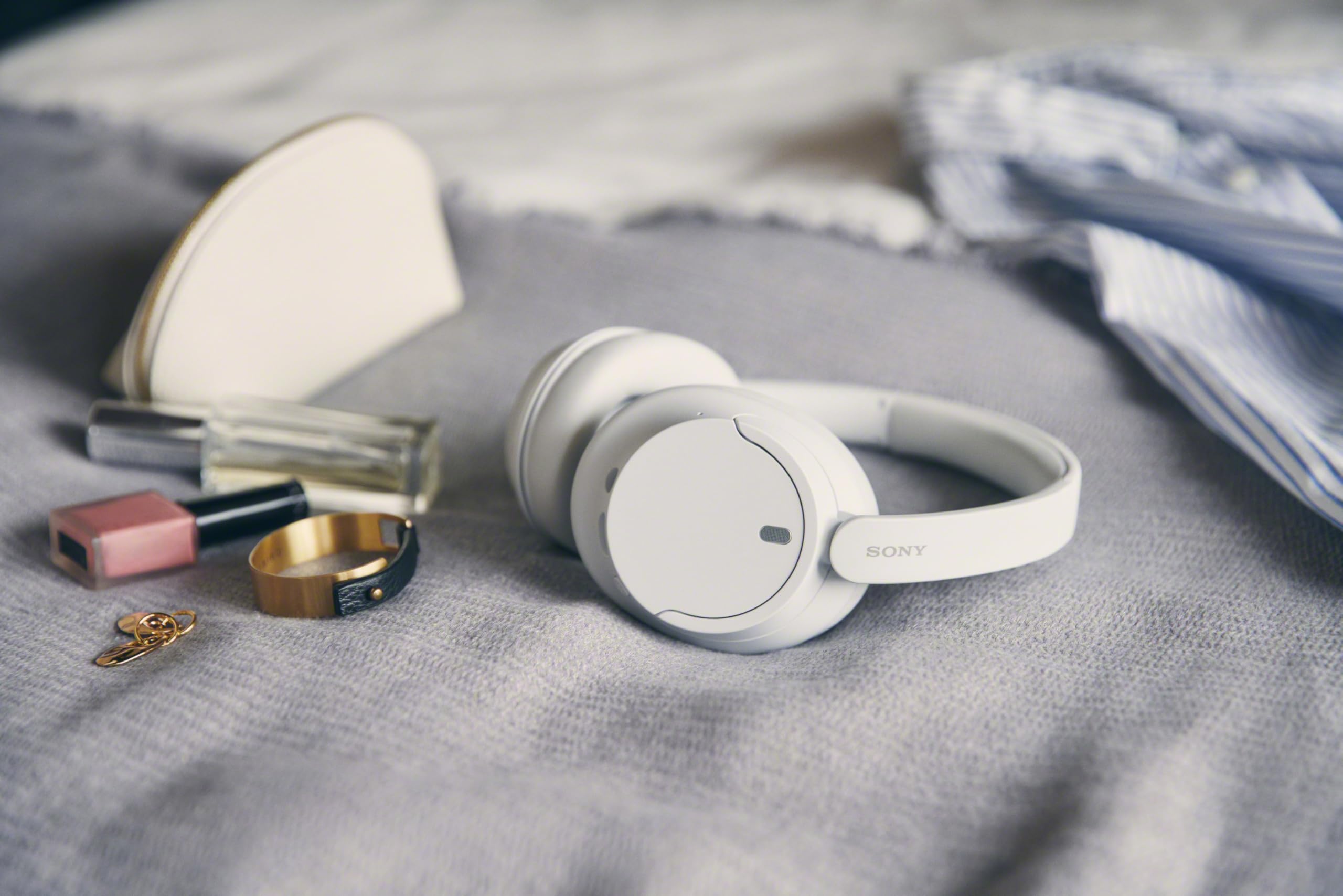 Sony WH-CH720N Wireless Noise Canceling Headphones with Bluetooth, Built-in Mic & Alexa - Over-Ear Comfort for Travel, Work & Music - White (Latest Model)