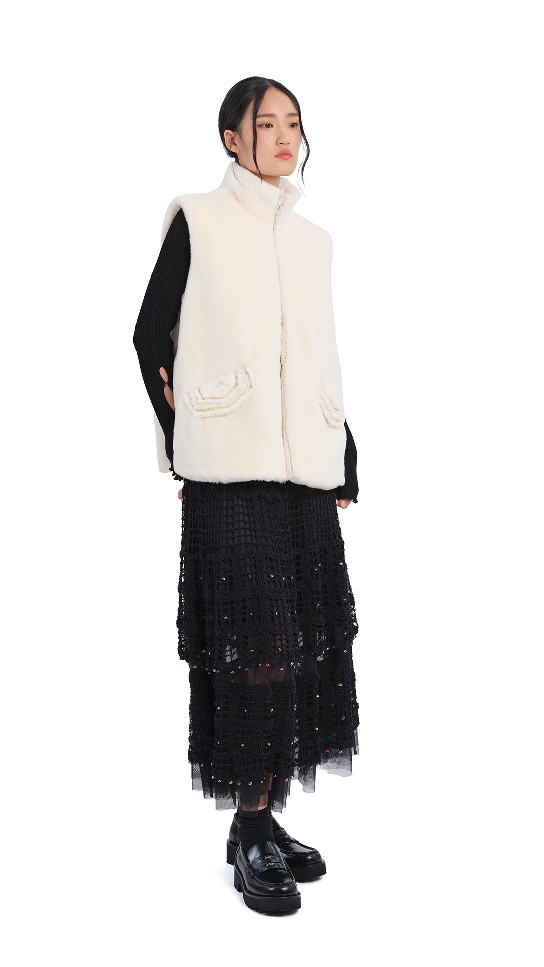 Women's Faux Fur Vest Winter Warm Cozy Jacket - Fashionable Outerwear for Casual Outings & Holiday Parties