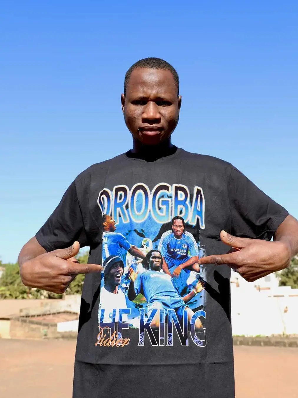 Vintage Drogba Football Jersey - Retro Chelsea Soccer Shirt for Men - Custom Printed Fan Apparel - Perfect for Games, Parties & Gifting