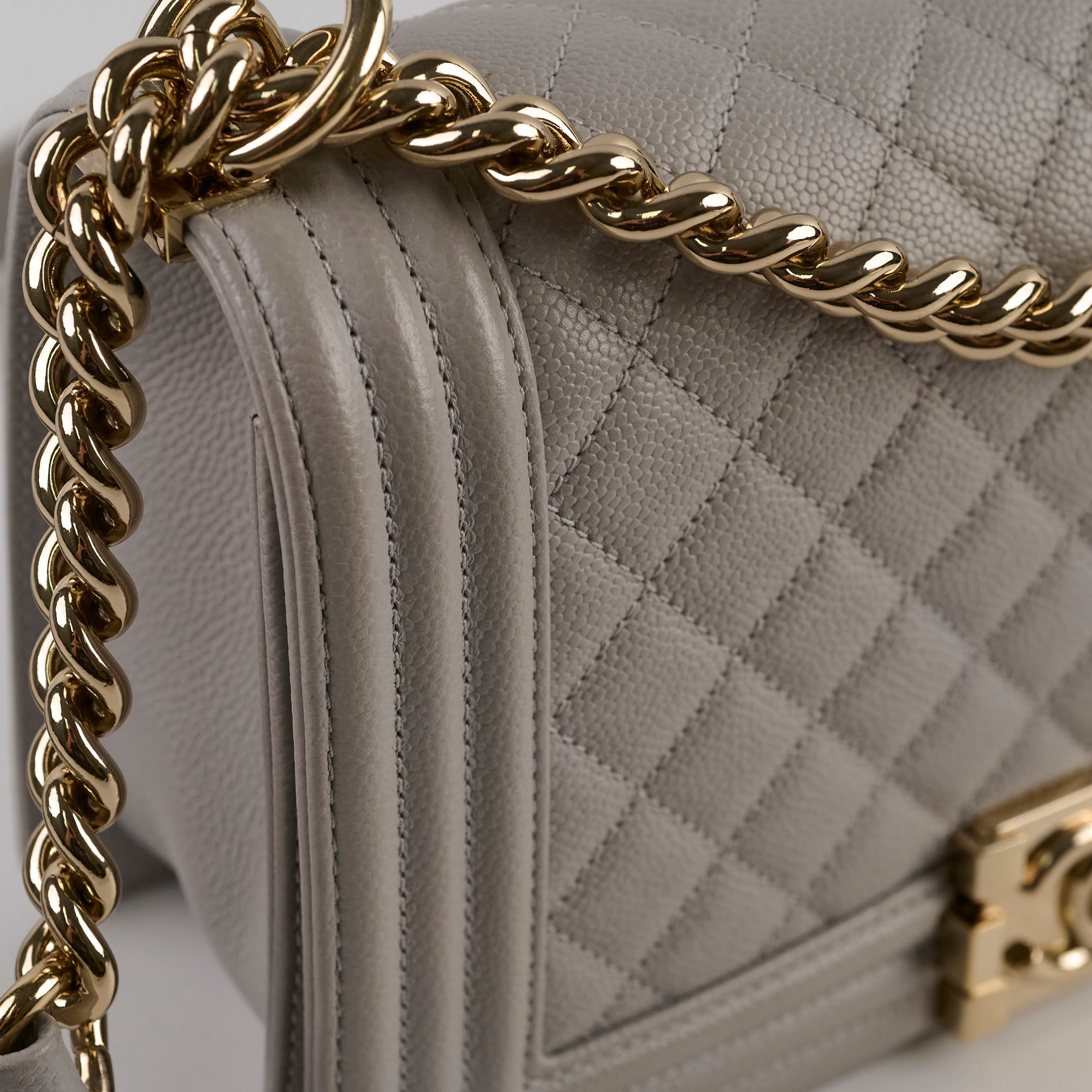 Chanel Caviar Leather Old Medium Flap Bag in Grey with Microchip - Perfect for Luxury Everyday Use & Special Occasions