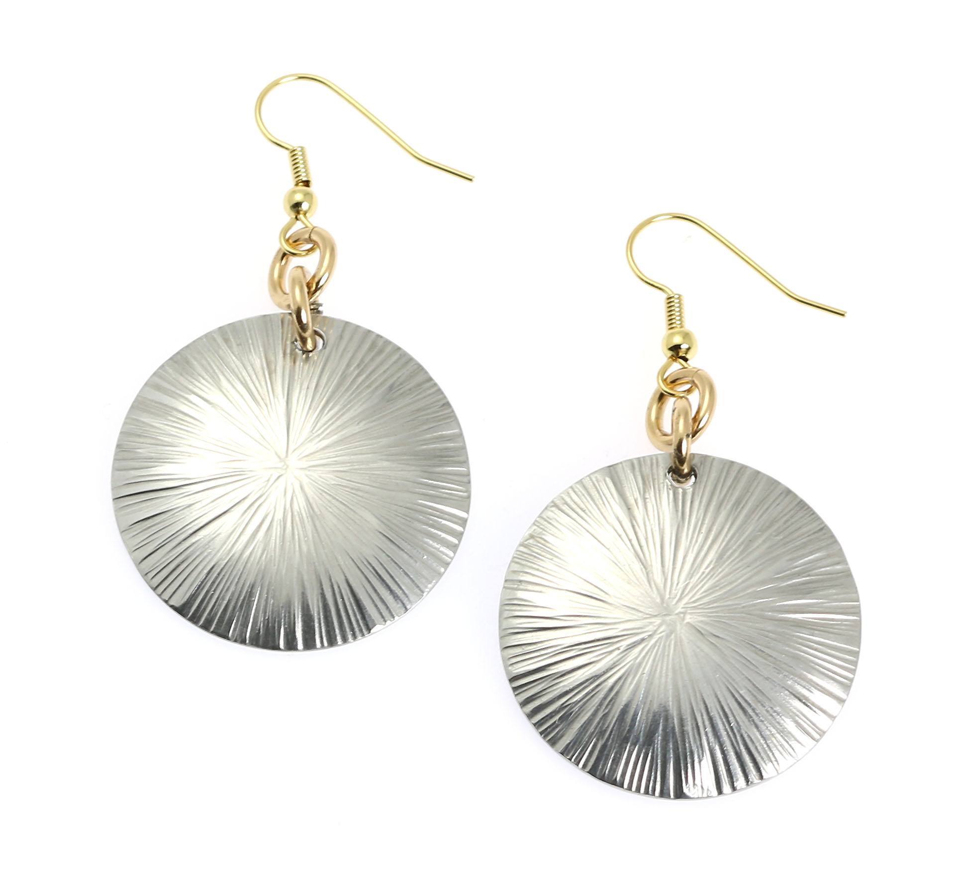 Large Aluminum Sand Dollar Disc Earrings for Women - Lightweight Durable Beach Jewelry - Perfect for Summer Vacation, Boho Outfits & Coastal Fashion