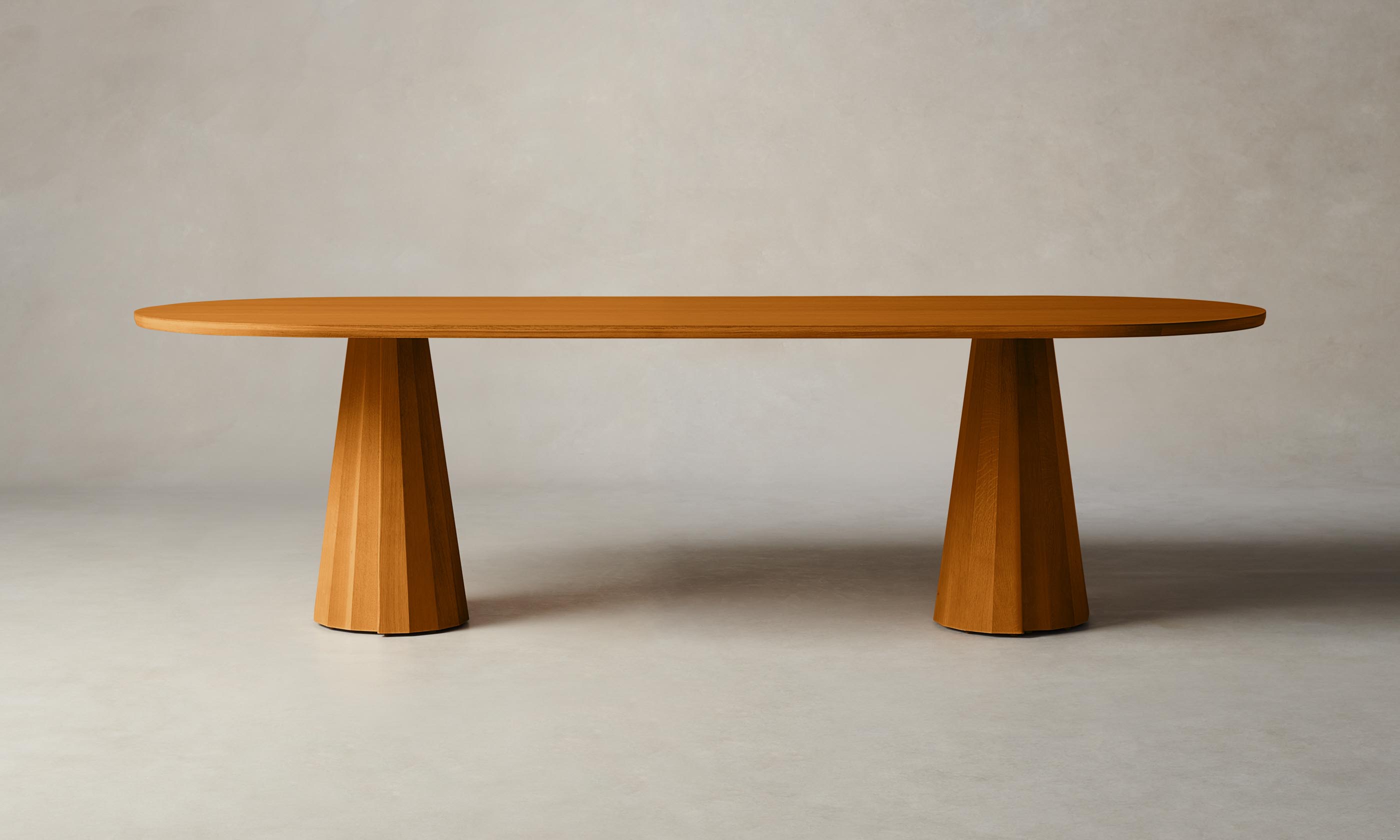 Modern Oval Dining Table - Solid Wood Bank Style for 6-8 People - Perfect for Family Gatherings & Dinner Parties