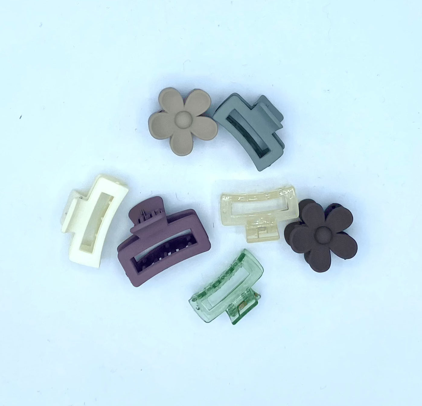 Sage Collective Mini Glaw Clip - Small Hair Clips for Women, Non-Slip Hair Barrettes for Fine Hair, Cute Hair Accessories for Girls - Perfect for School, Work, and Everyday Styling