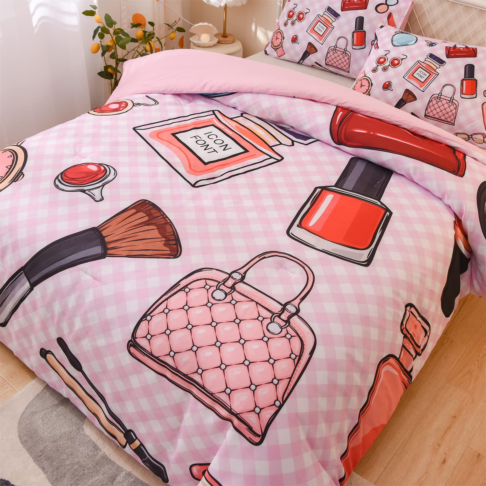 Pink Makeup Theme Quilt Set with Pillowcases - Queen Size for Girls Bedroom