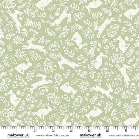 Foxwood Makower Fabrics M018G - Premium Cotton Fabric for Quilting, Sewing & Crafting - Perfect for Home Decor, DIY Projects & Fashion Accessories