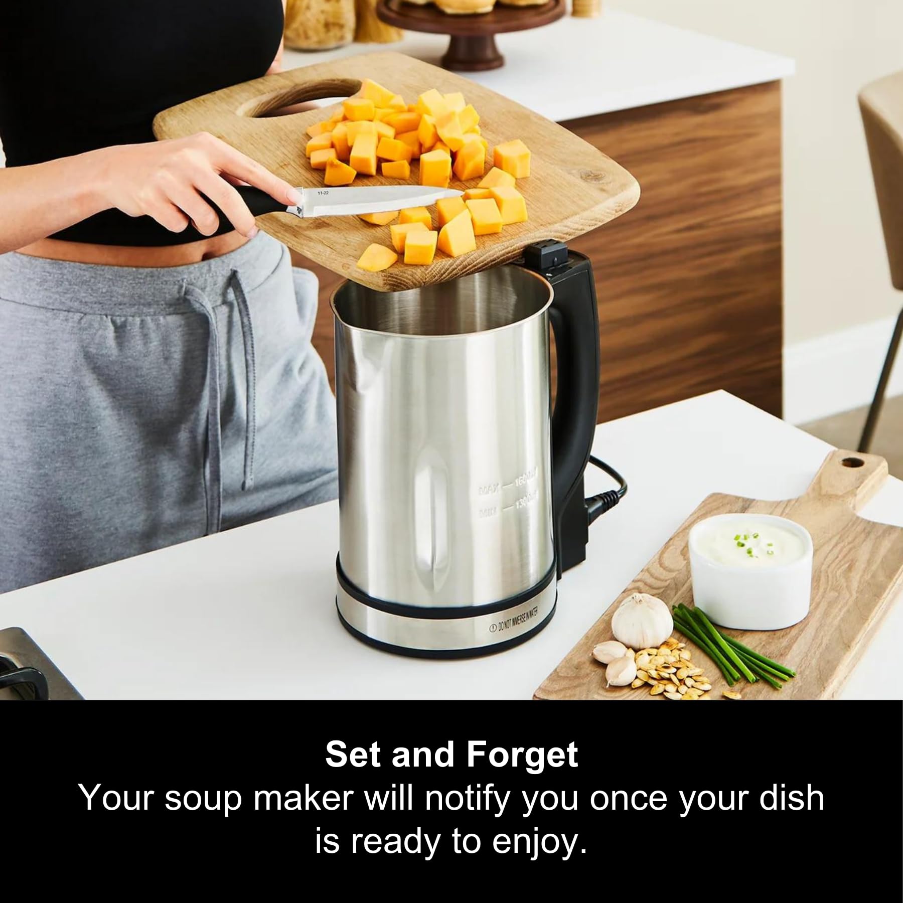 Morphy Richards 1.6L Stainless Steel Soup Maker with Multi-Settings, LED Display & 1000W Motorized Blade - Perfect for Homemade Soups, Smoothies and Baby Food (Model 48822)