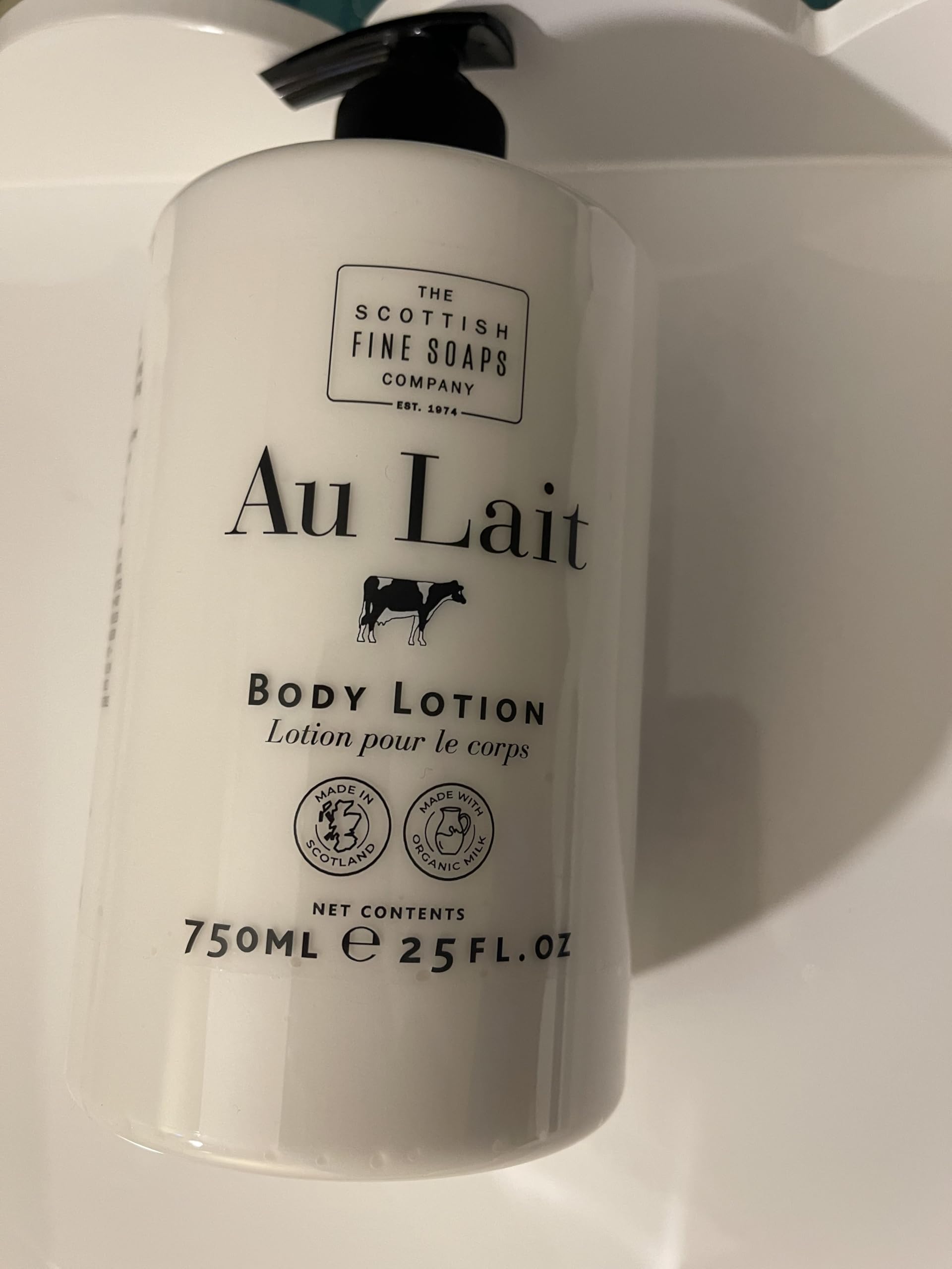 Au Lait Crème Body Lotion - Ultra Hydrating Milk Cream Moisturizer for Dry Skin | Perfect for Daily Use & Post-Shower Hydration