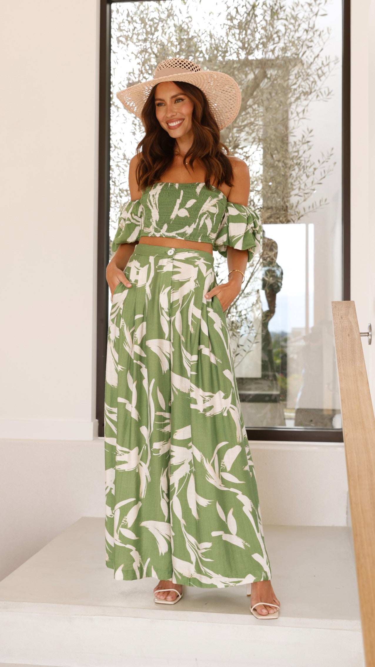 Callison Women's Green Print Crop Top and Pants Set - Stylish Matching Outfit for Casual Wear, Yoga, and Summer Fashion