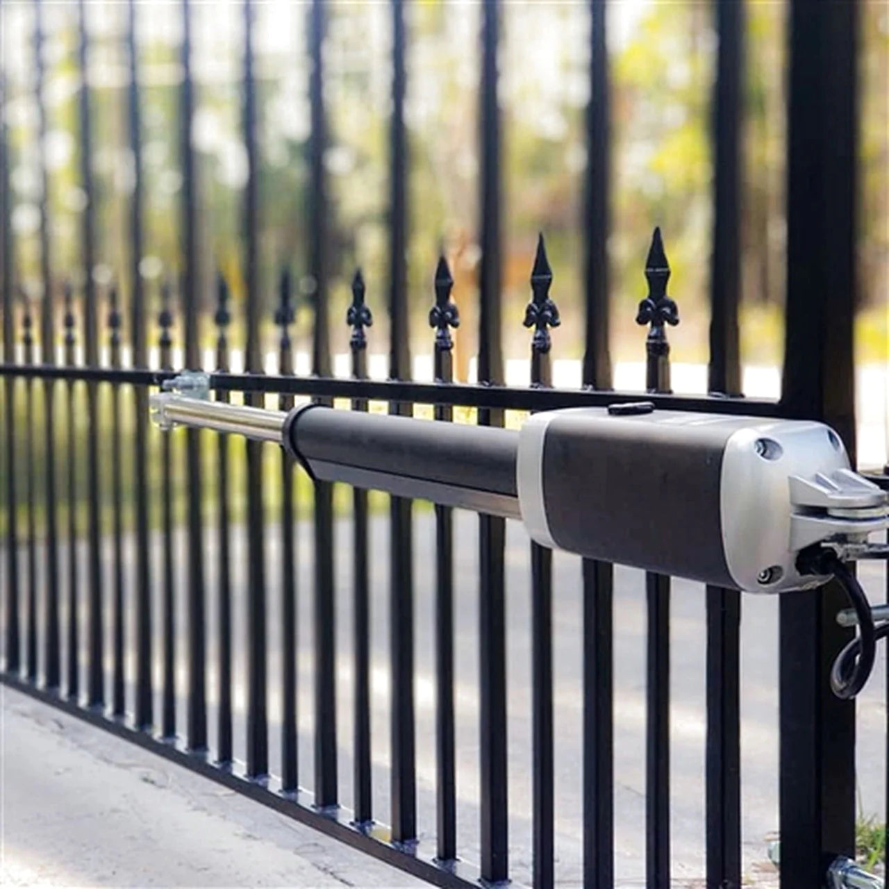Aleko GG1300U/AS1300U Dual Swing Gate Opener - ETL Certified Solar Powered Automatic Gate Motor with 60W Solar Kit for Driveway Security | Perfect for Residential & Commercial Properties