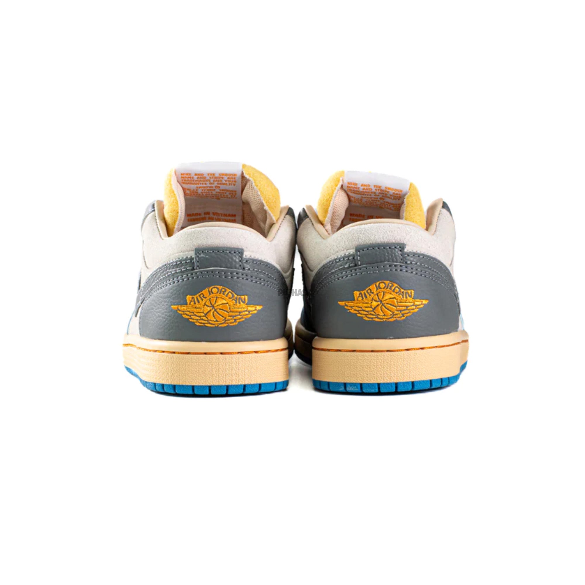 Air Jordan 1 Low 'Vintage UNC Grey' Sneakers (2022) - Men's Basketball Shoes for Casual Wear & Street Style Fashion