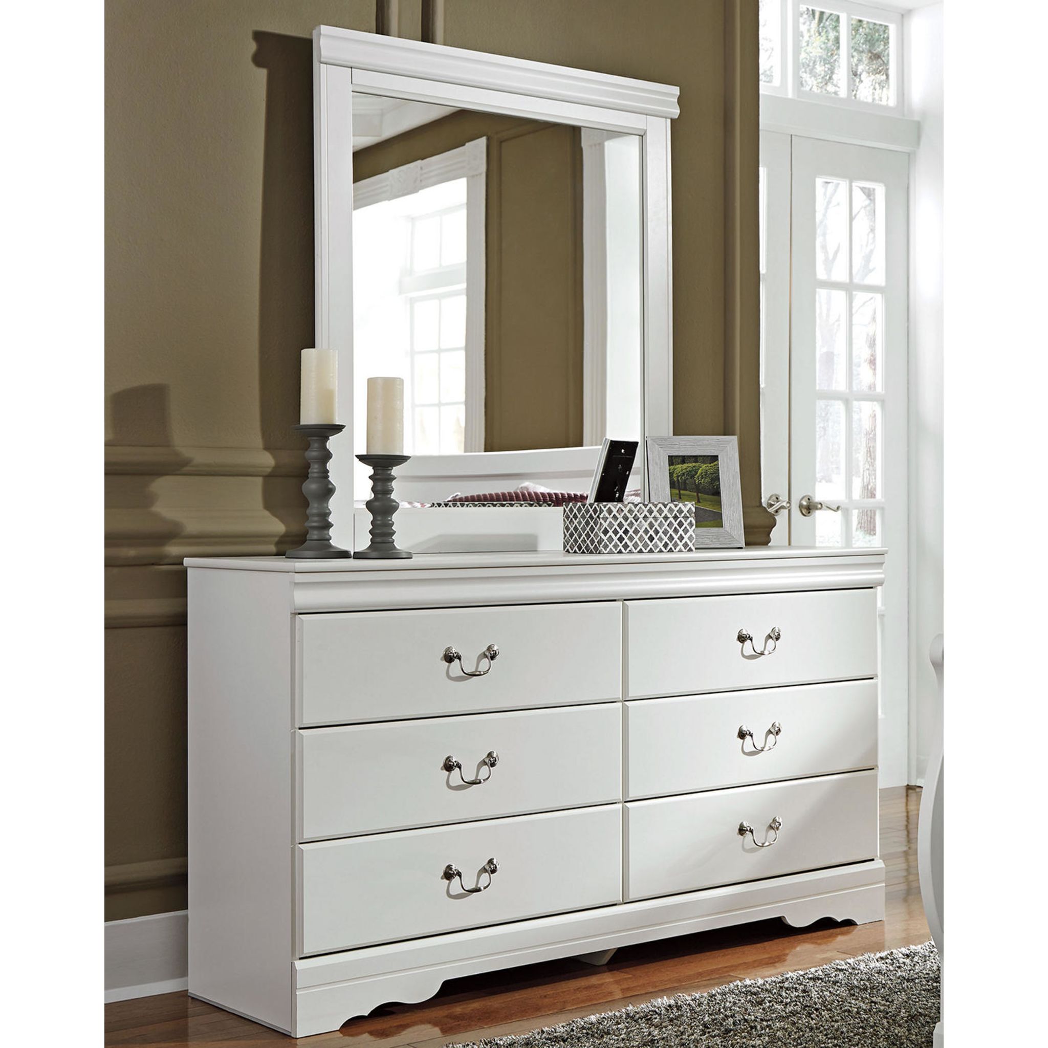 White Anarasia Dresser with Mirror - Elegant Bedroom Furniture for Home Decor & Organization