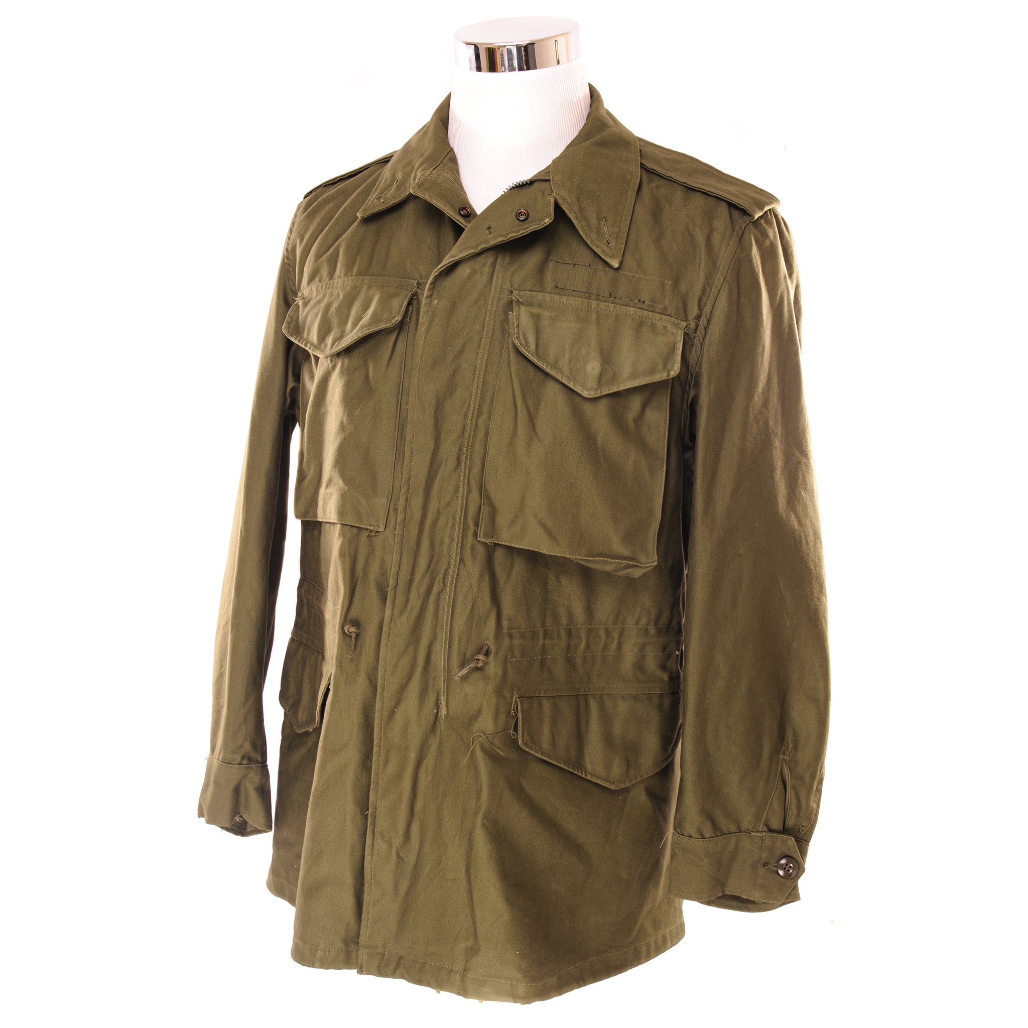Vintage US Army M-1951 M51 Field Jacket - Vietnam War Era (1962) - Small Regular Size - Military Surplus Outerwear for Men - Perfect for Outdoor Adventures, Historical Reenactments & Casual Wear