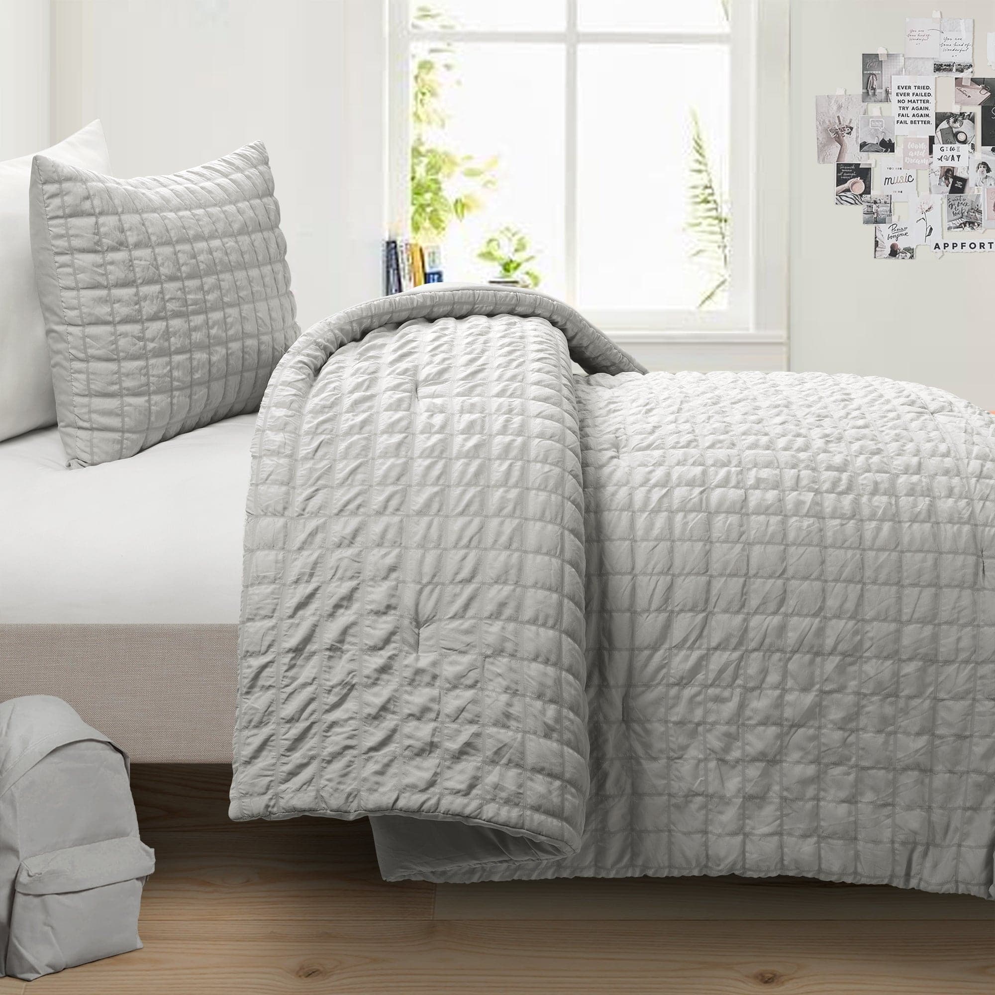 Luxury Crinkle Textured Dobby Comforter Set - Queen Size Bedding with Pillow Shams - Soft & Breathable for All Seasons - Perfect for Master Bedroom, Guest Room & Cozy Home Decor
